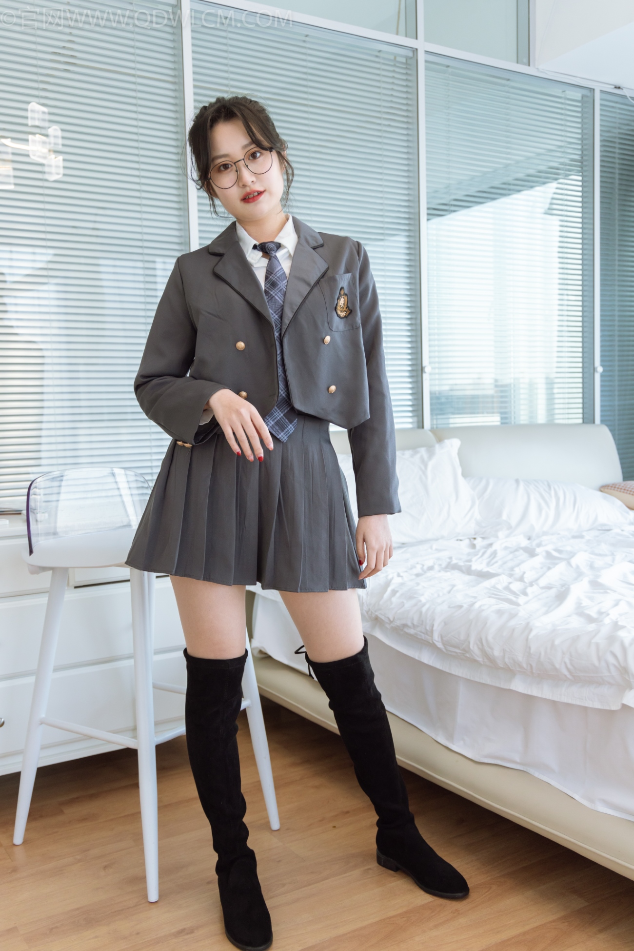 图片[2]-勿恋传媒 NO.1157 小敏-雨中的伞[140P/1V/4.08GB]-美图