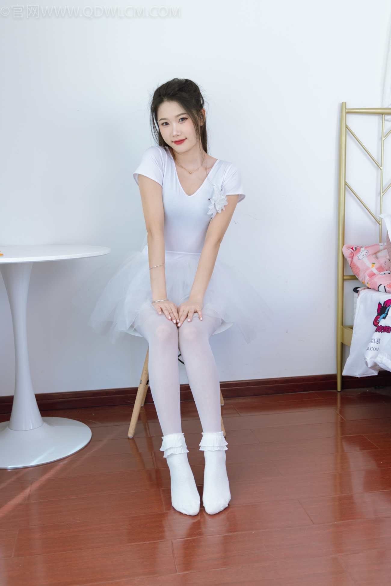 图片[1]-勿恋传媒 NO.1125 小竹-舞蹈生[140P/1V/3.88GB]-美图