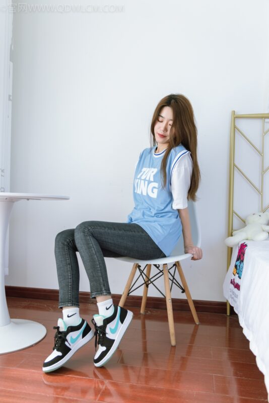 勿恋传媒 NO.1138 清清-球场生活[150P/1V/4.56GB]-美图