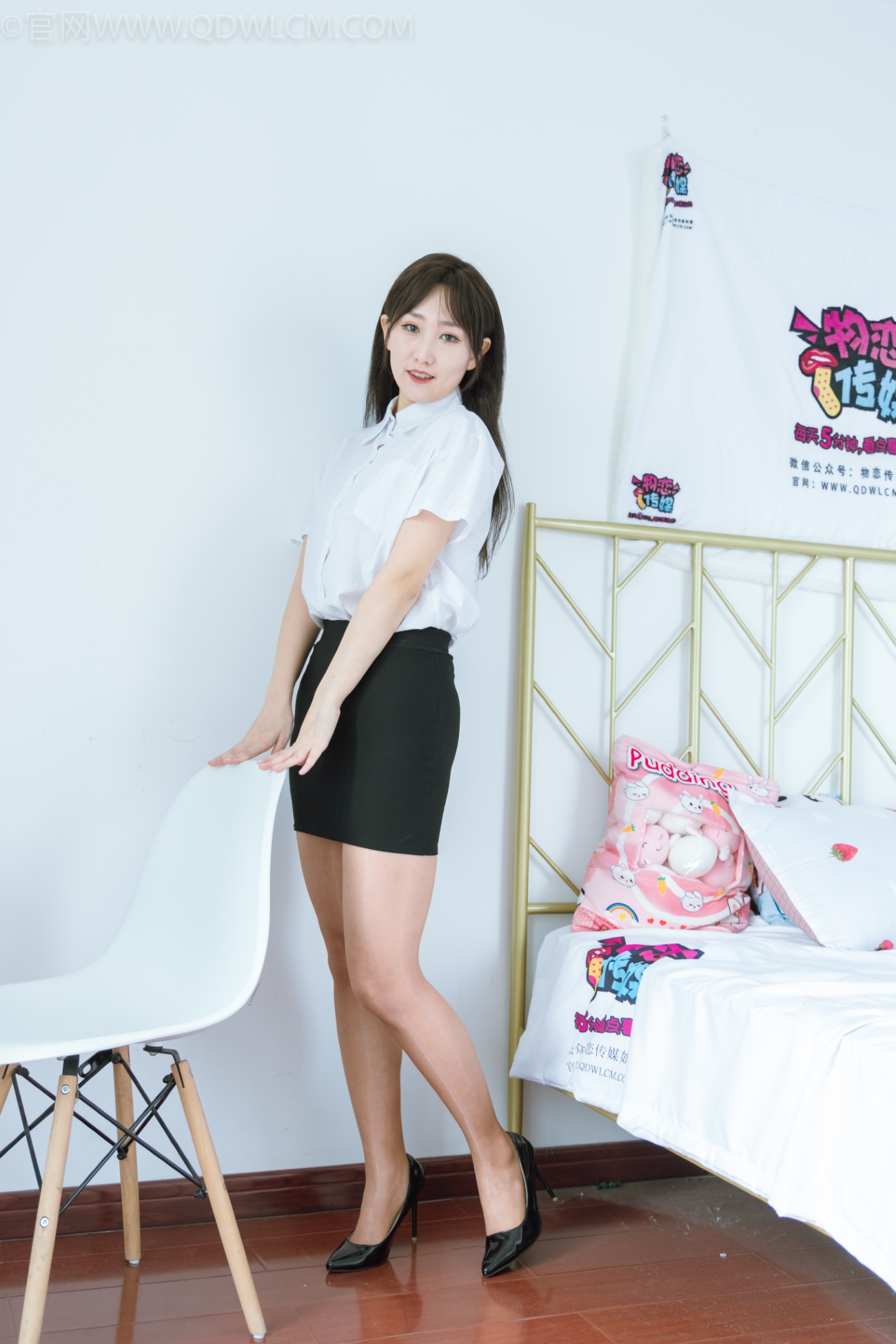 图片[4]-勿恋传媒 NO.1116 君君-今日份的OL风解解[140P/1V/4.06GB]-美图