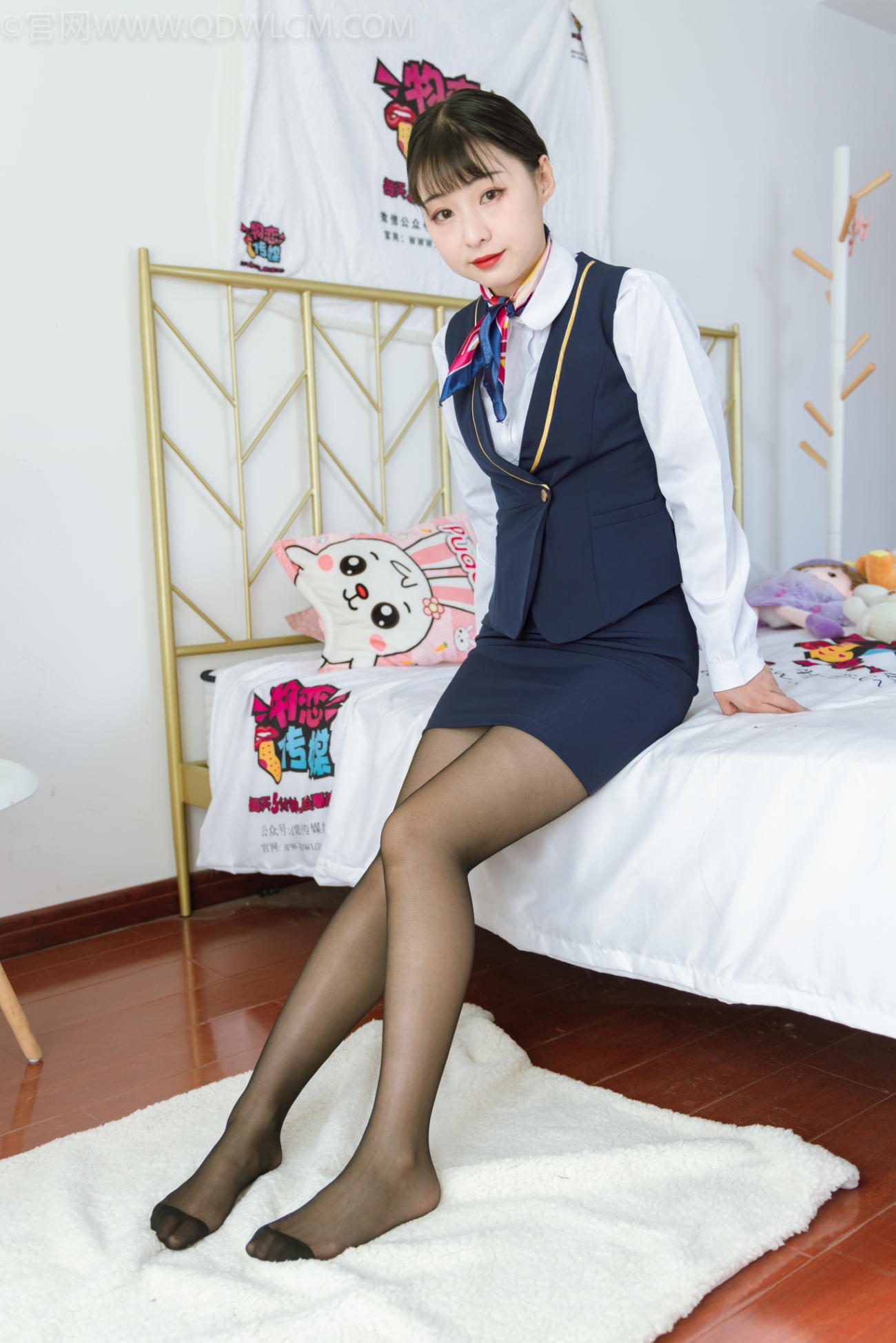 图片[2]-勿恋传媒 NO.1117 月心-夜色星空[150P/1V/4.12GB]-美图