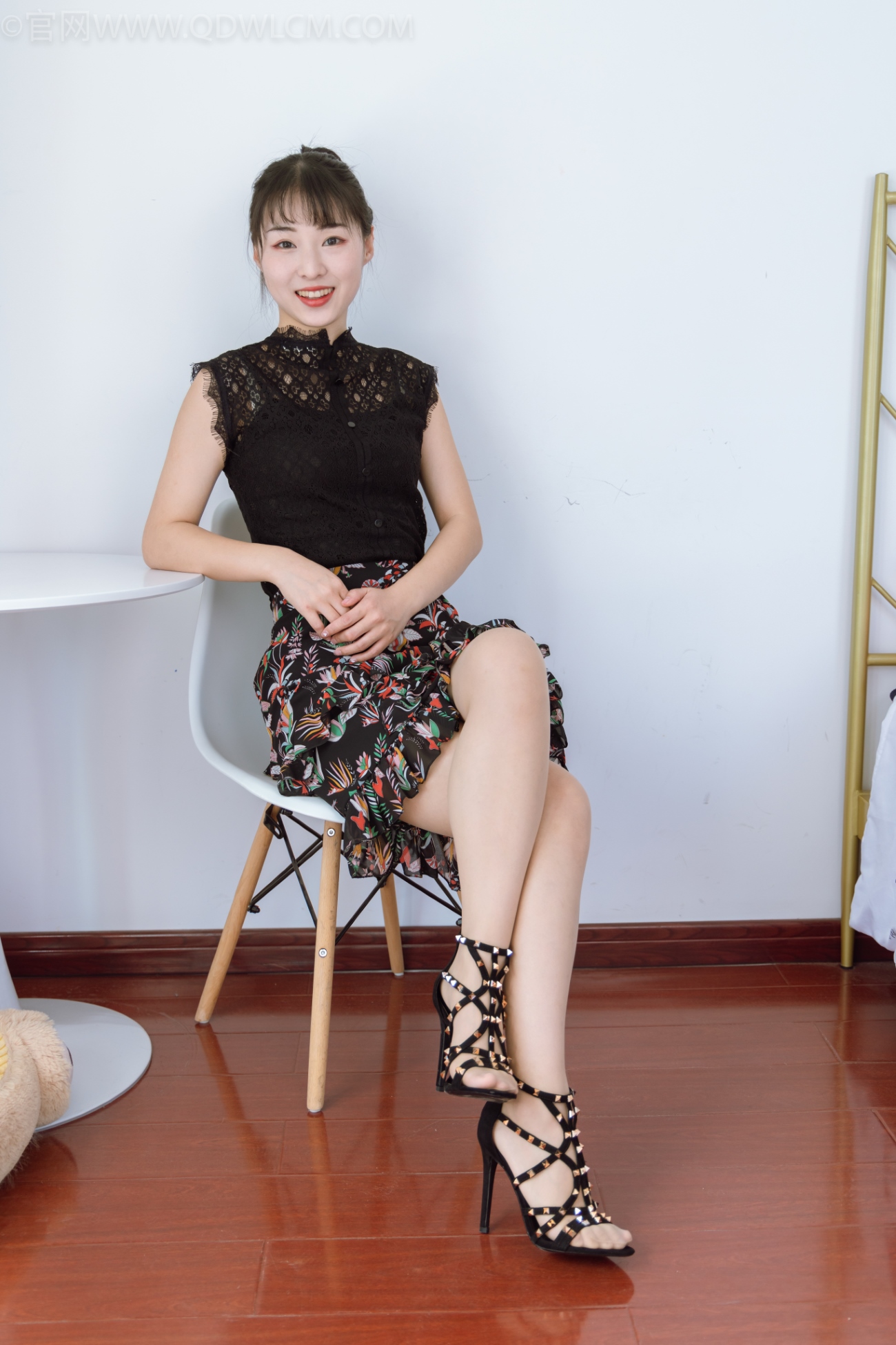 图片[1]-勿恋传媒 NO.1095 月心-黑色精灵[145P/1V/6.95GB]-美图