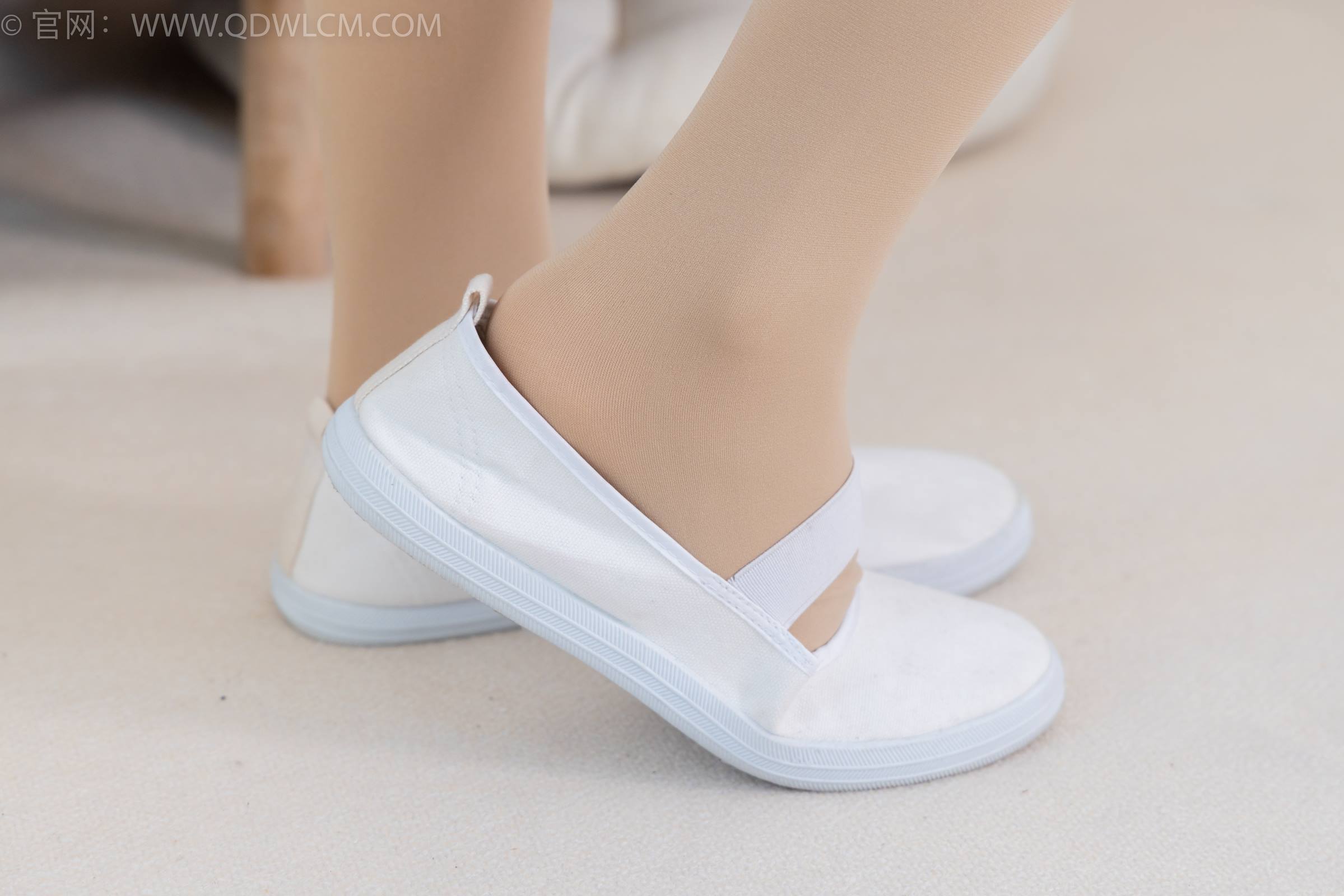 图片[2]-勿恋传媒 NO.1043 闺蜜-笑靥如花[140P/1V/3.99GB]-美图