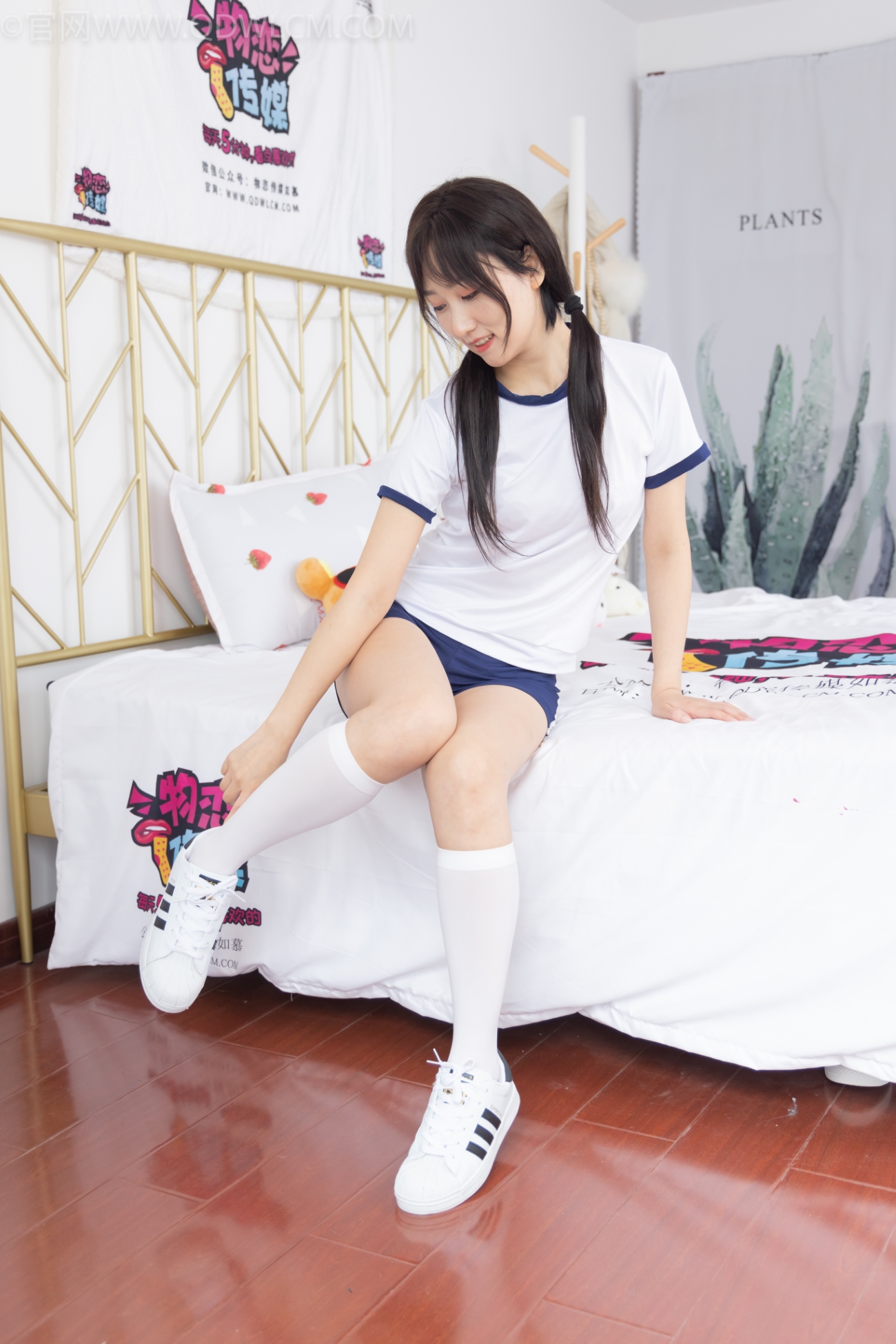 图片[2]-勿恋传媒 NO.1054 君君-洁白期待[133P/1V/3.08GB]-美图