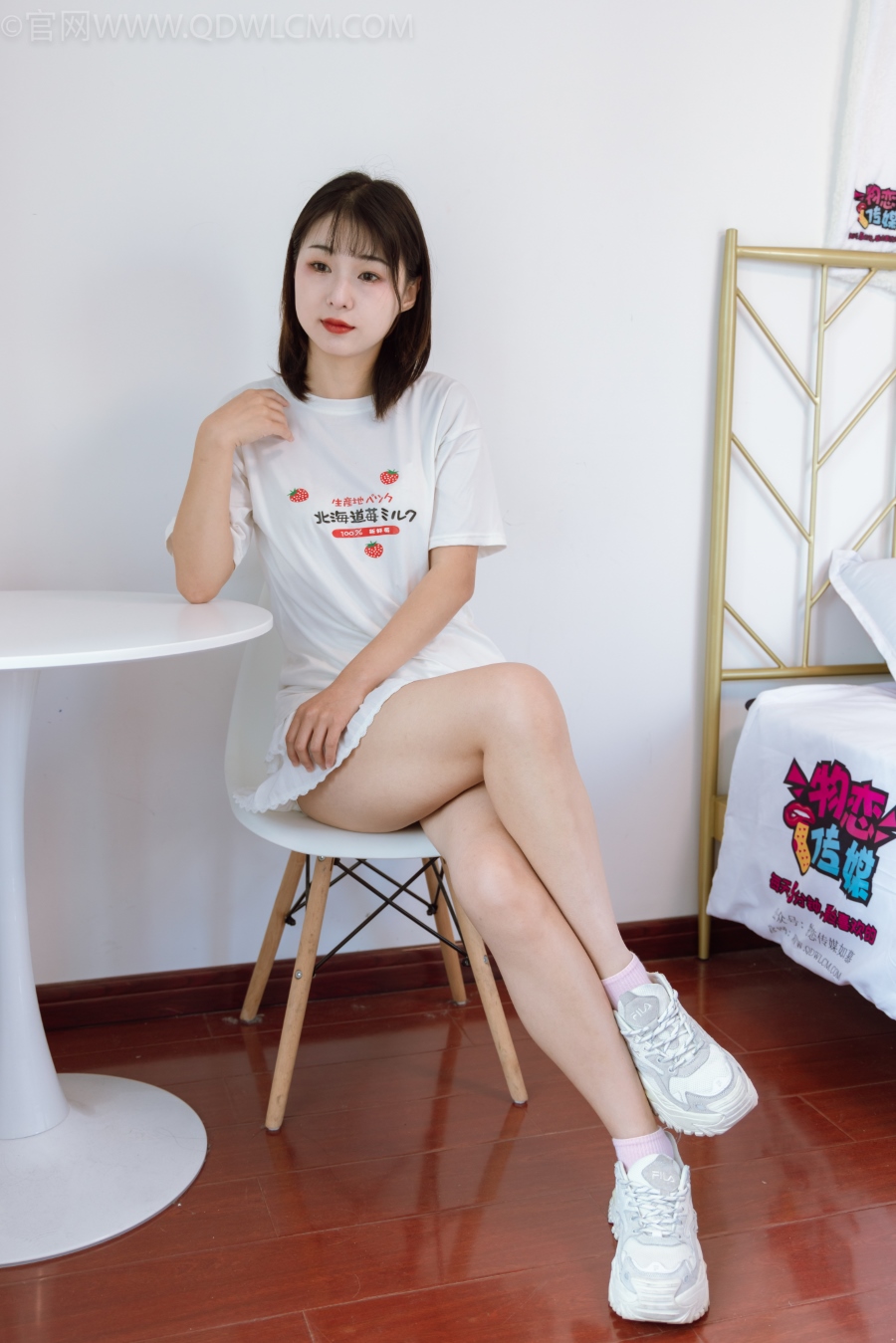 图片[2]-勿恋传媒 NO.1019 月心-运动鞋、棉袜、裸足[147P/1V/4.0GB]-美图