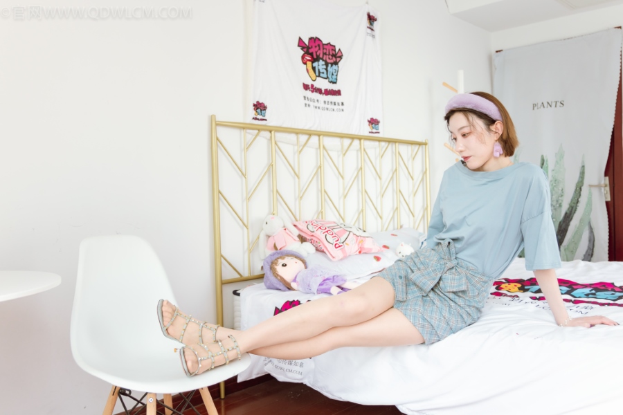 图片[2]-勿恋传媒 NO.1023 七七-高跟鞋、高跟凉鞋、肉丝、裸足[134P/1V/5.76GB]-美图