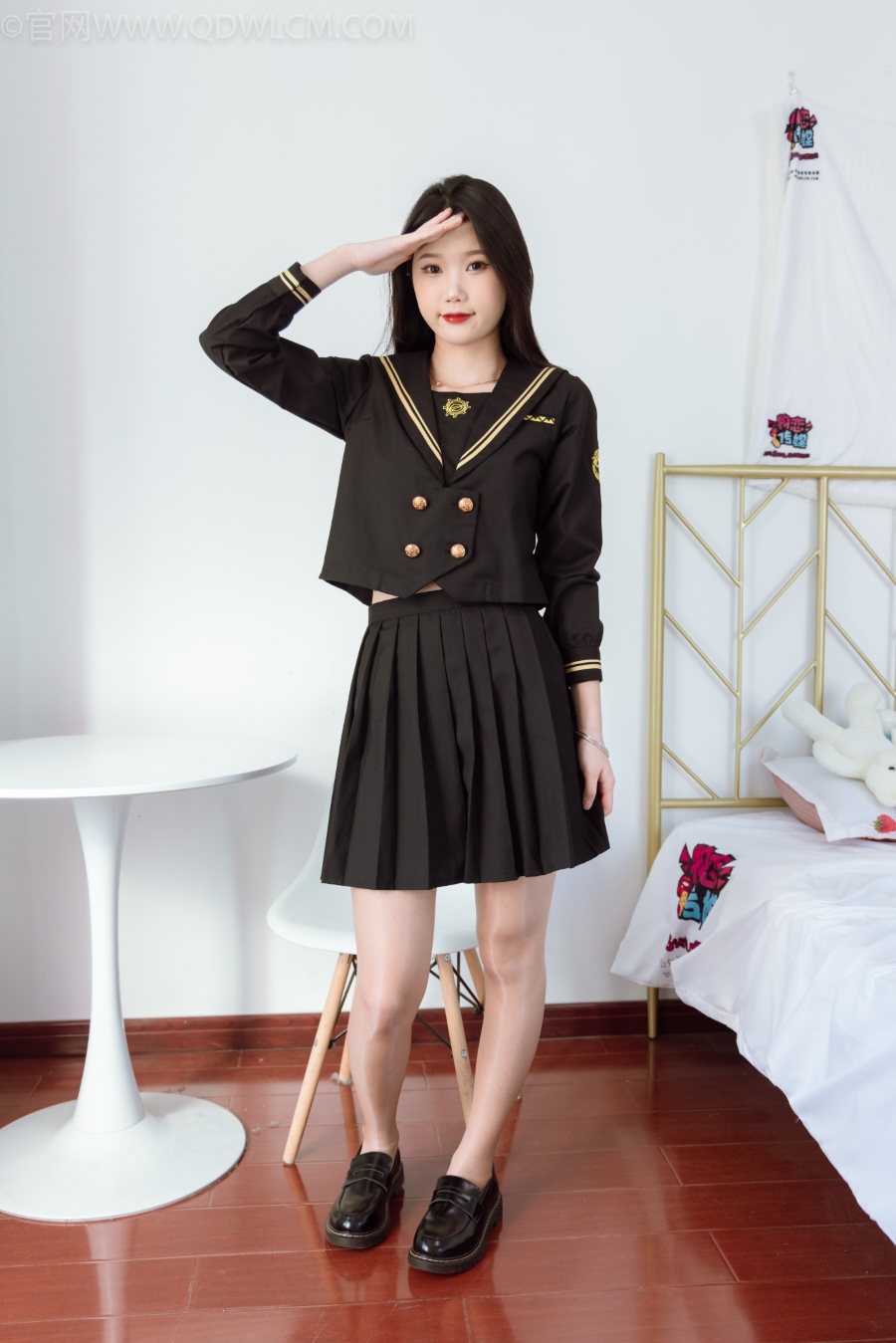 图片[1]-勿恋传媒 NO.1032 小竹-皮鞋、油亮肉丝[159P/1V/4.65GB]-美图