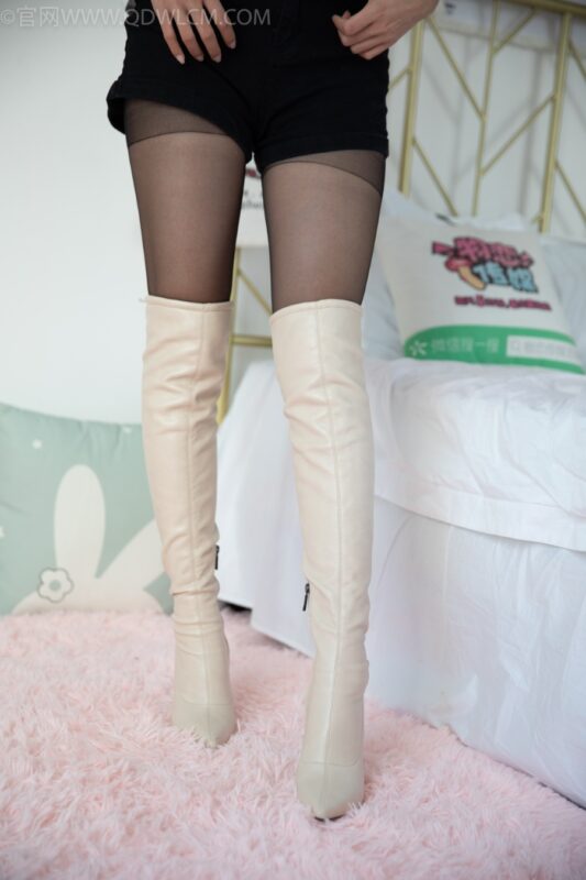 勿恋传媒 NO.1034 小飞-高跟长靴、黑丝[151P/1V/3.12GB]-美图