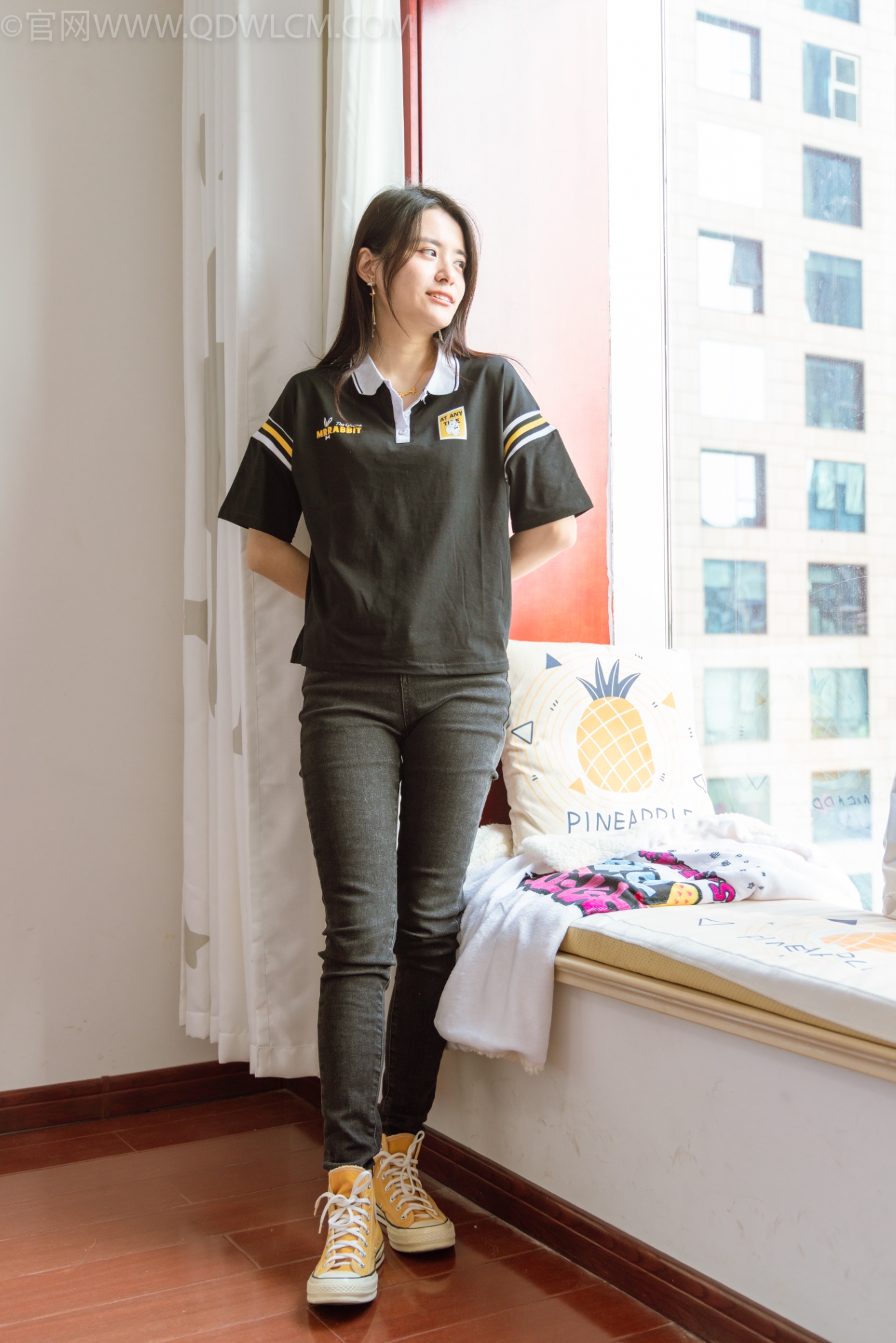 图片[2]-勿恋传媒 NO.1036 然然-帆布鞋、白色棉袜、裸足[135P/1V/4.24GB]-美图