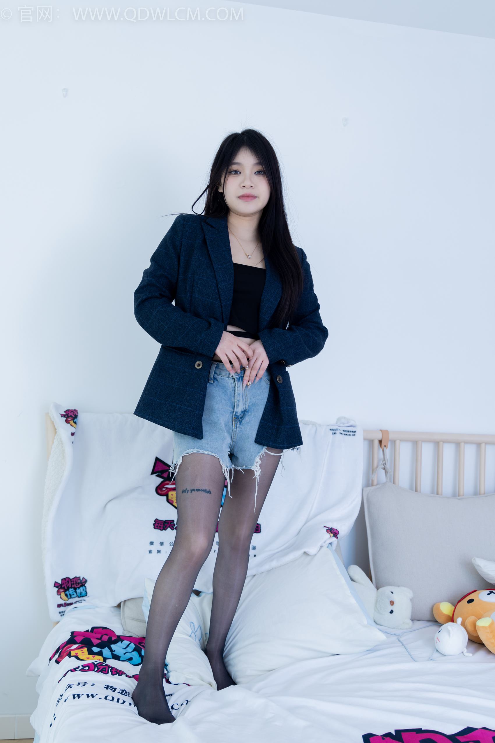 图片[5]-勿恋传媒 NO.1972 闪闪-诗的结尾[150P/1V/3.86GB]-美图