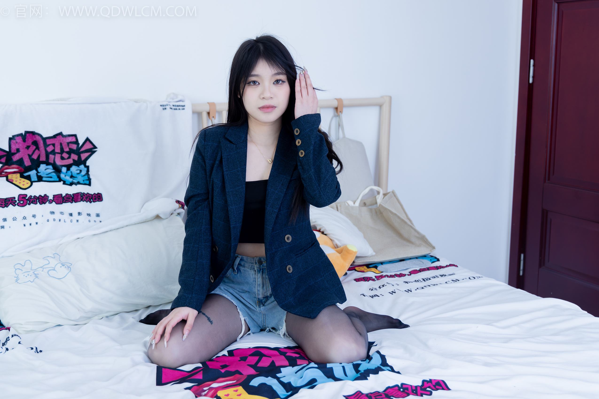 图片[6]-勿恋传媒 NO.1972 闪闪-诗的结尾[150P/1V/3.86GB]-美图