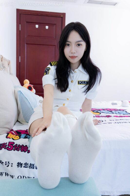 勿恋传媒 NO.1975 纱纱-月半弯[200P/1V/5.42GB]-美图