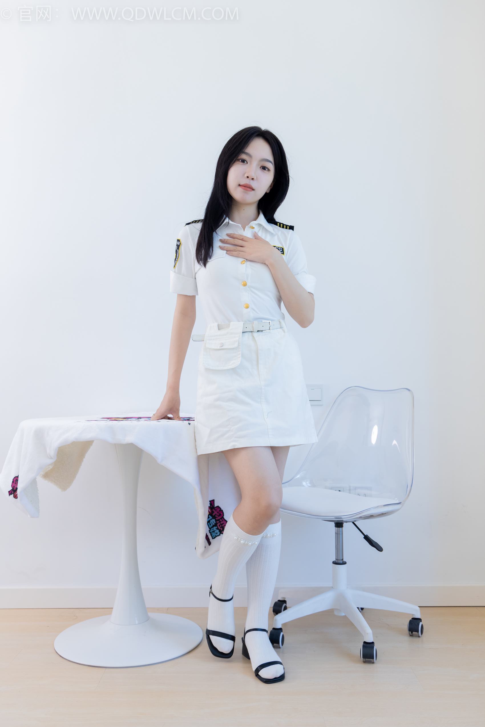 图片[2]-勿恋传媒 NO.1975 纱纱-月半弯[200P/1V/5.42GB]-美图