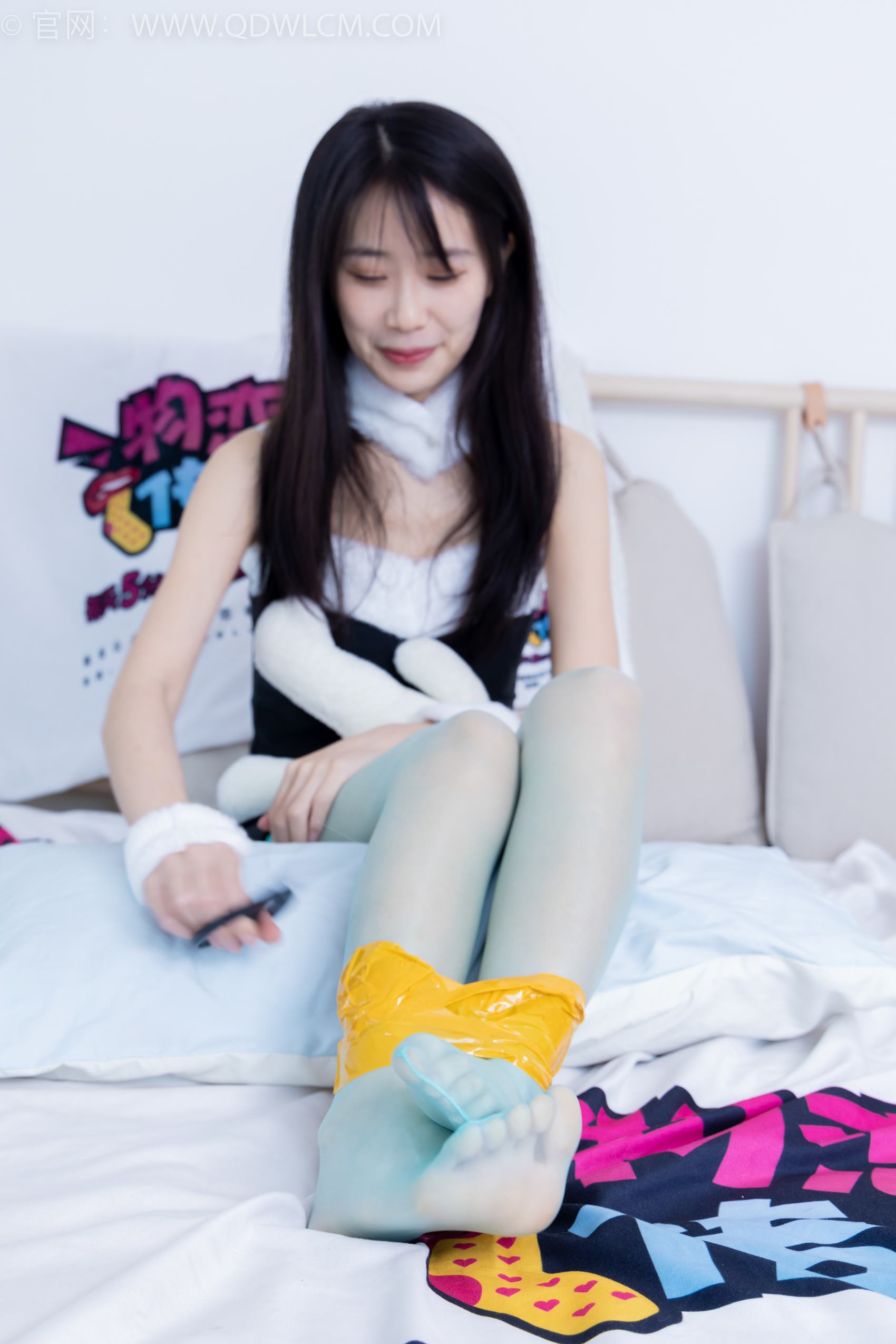 图片[1]-勿恋传媒 NO.1981 菜菜-繁星闪烁[160P/1V/3.89GB]-美图