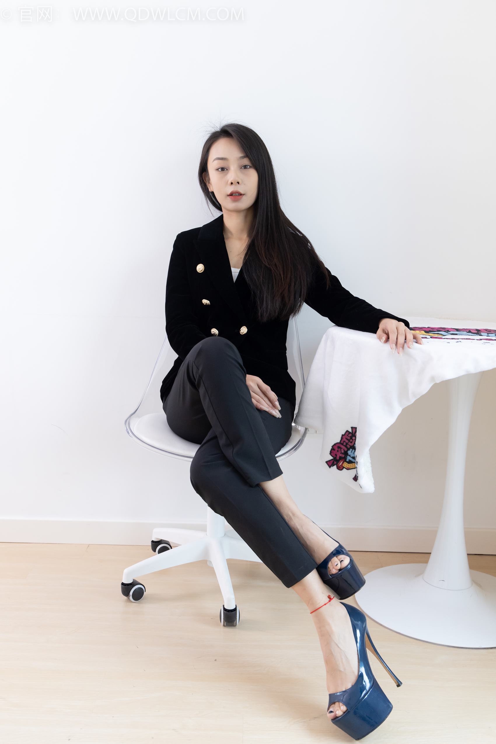 图片[3]-勿恋传媒 NO.1954 岚岚-悲伤情歌[170P/1V/5.75GB]-美图