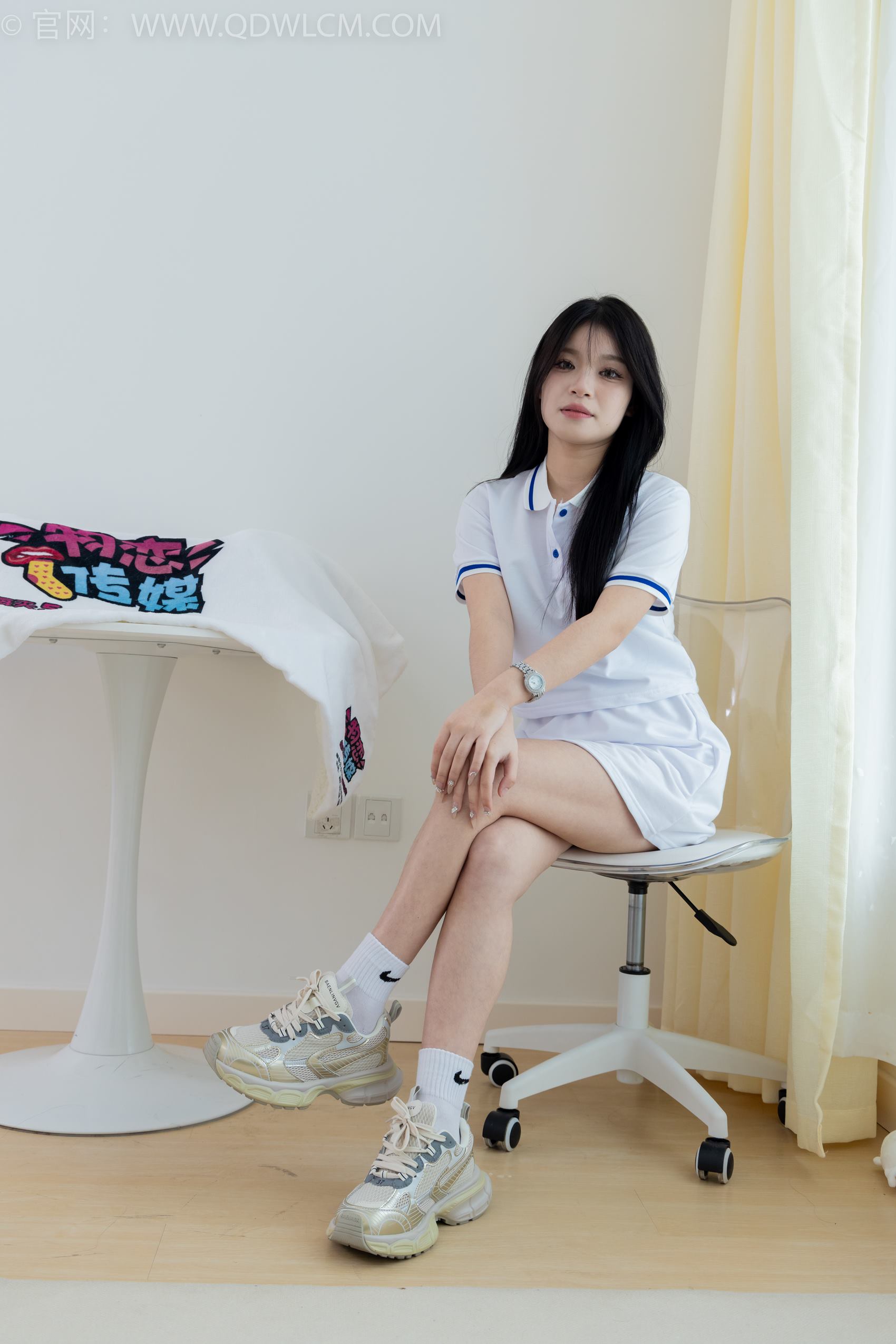 图片[2]-勿恋传媒 NO.1888 闪闪-风禾尽起[160P/1V/3.72GB]-美图