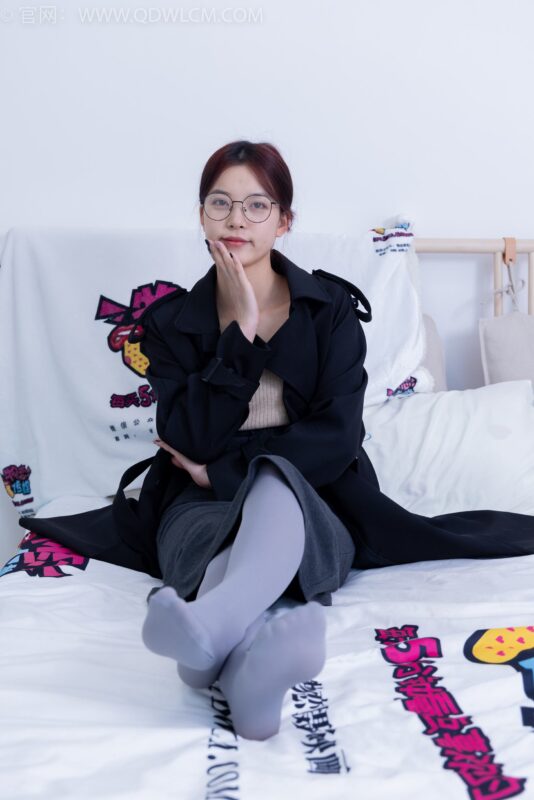 勿恋传媒 NO.1901 纱纱&桃桃-马丁靴、高跟鞋、肉丝、裸足[170P/1V/6.17GB]-美图