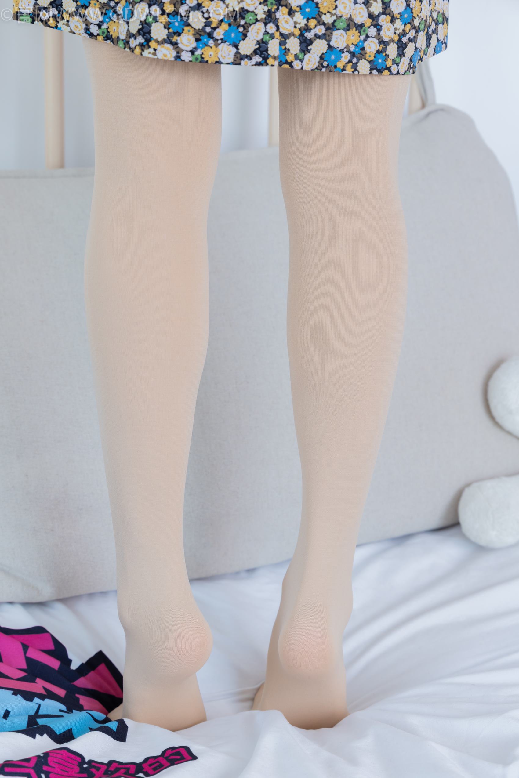 图片[1]-勿恋传媒 NO.1864 茯苓-如果爱忘了[180P/1V/5.60GB]-美图