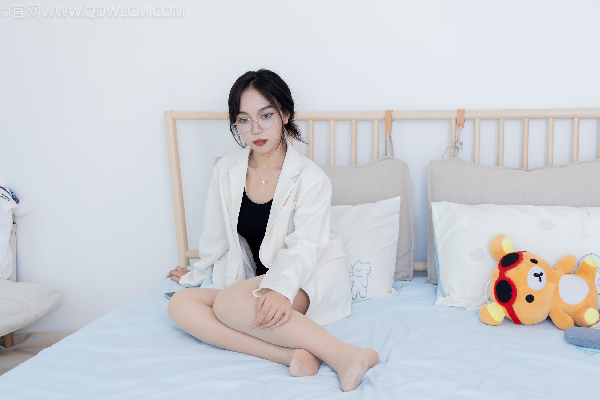 图片[4]-勿恋传媒 NO.1828 挽挽-海上月[150P/1V/4.06GB]-美图