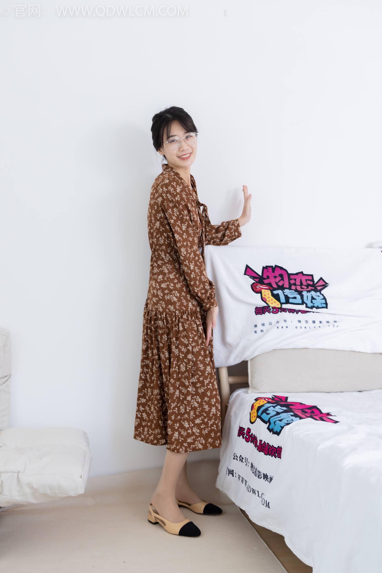 图片[2]-勿恋传媒 NO.1831 菜菜-那座山[190P/1V/5.48GB]-美图