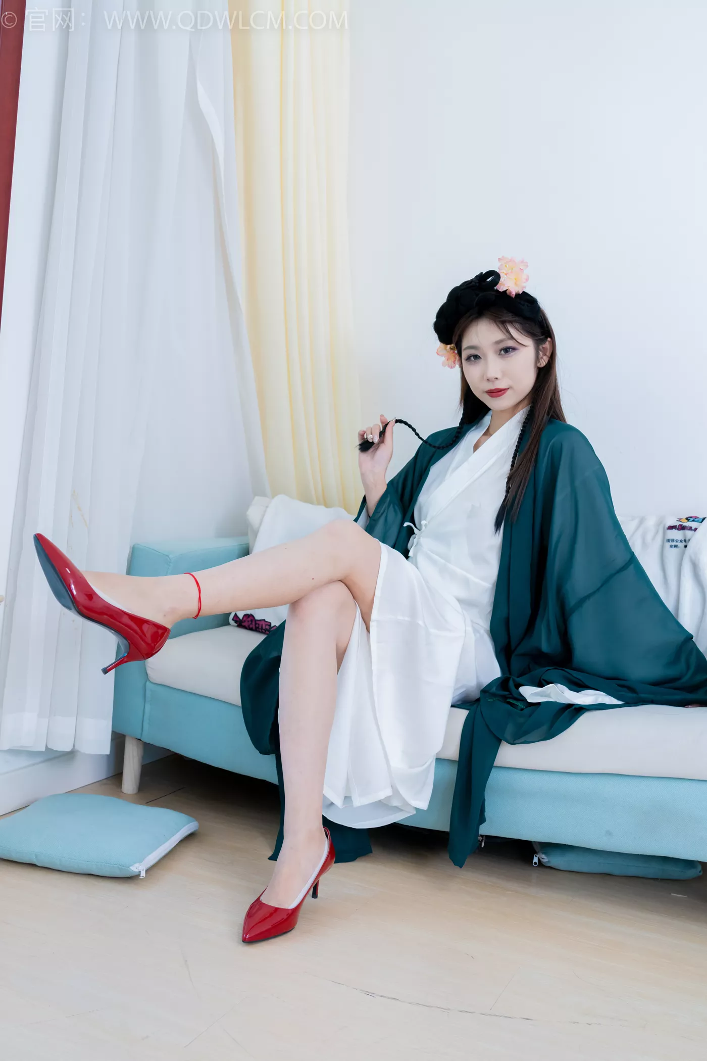 图片[4]-勿恋传媒 NO.2212 泡泡-一滴泪[200P/1V/5.53GB]-美图