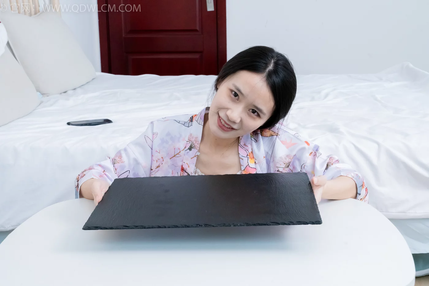 勿恋传媒 NO.2198 菜菜-手中的沙[230P/1V/7.64GB]-美图