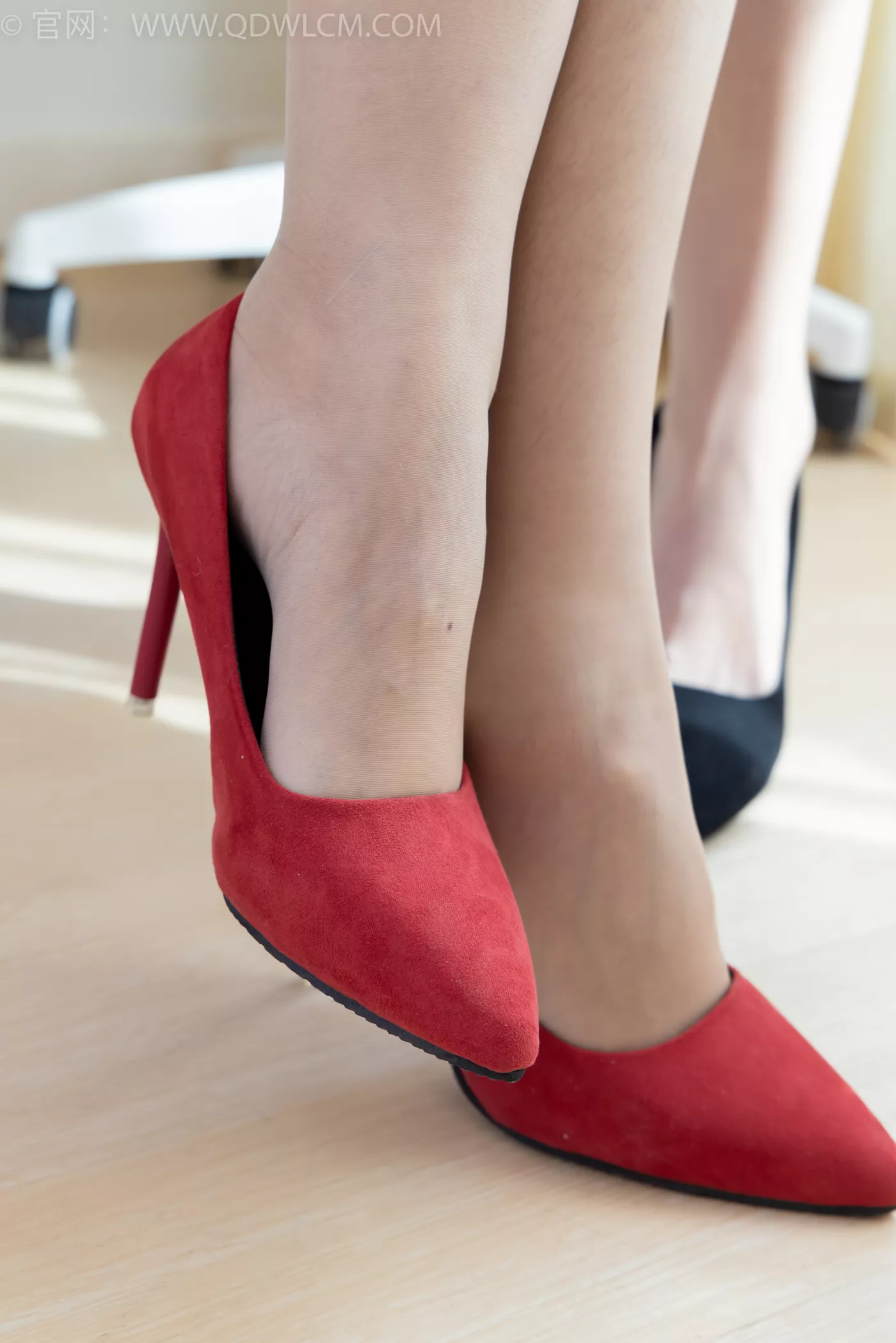 图片[3]-勿恋传媒 NO.2204 菜菜&岚岚-快乐时光[159P/1V/5.14GB]-美图