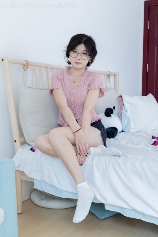 勿恋传媒 NO.2154 樱桃-遥望云端[150P/1V/3.87GB]-美图