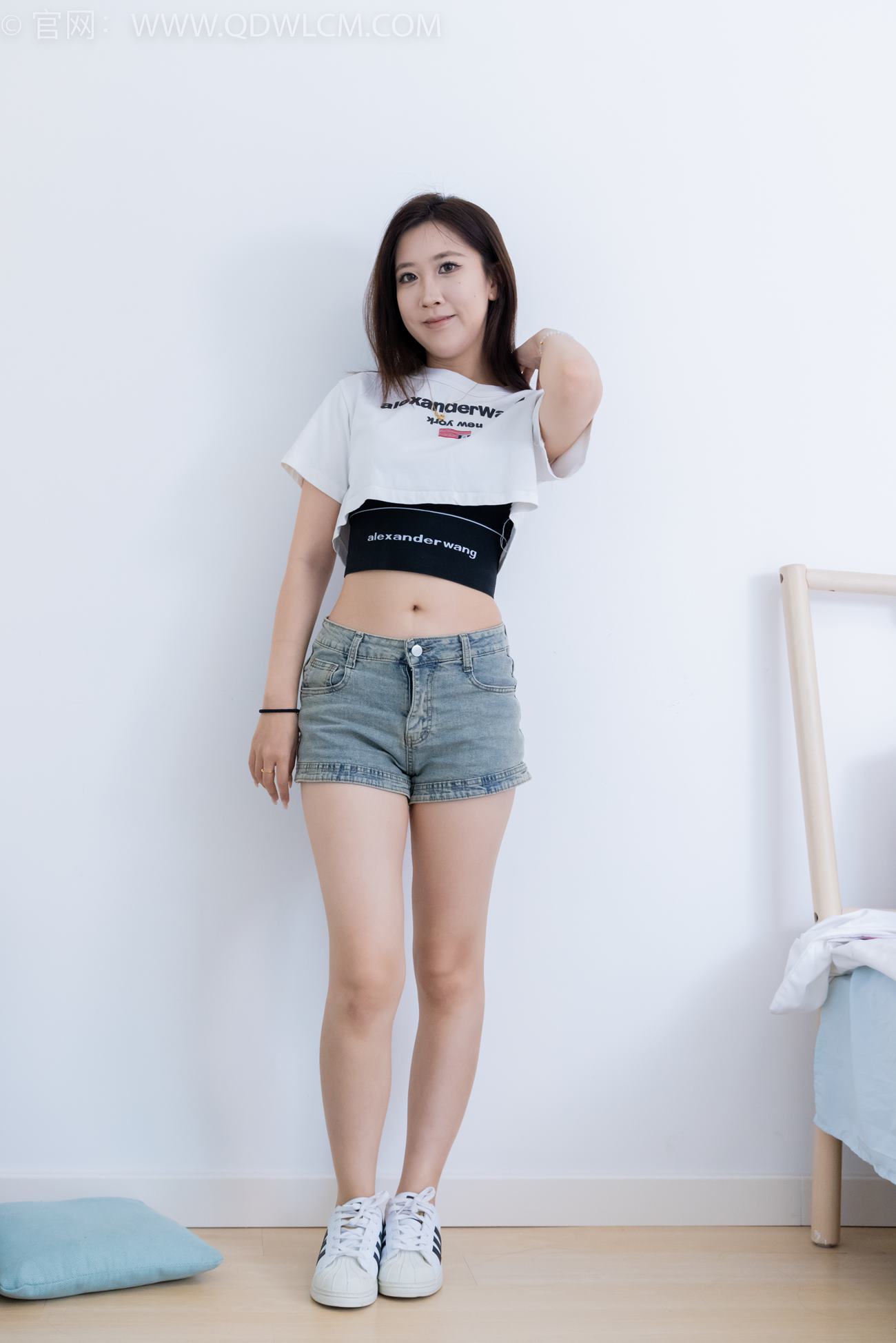 图片[2]-勿恋传媒 NO.2131 露露-晨曦露水[150P/1V/4.43GB]-美图