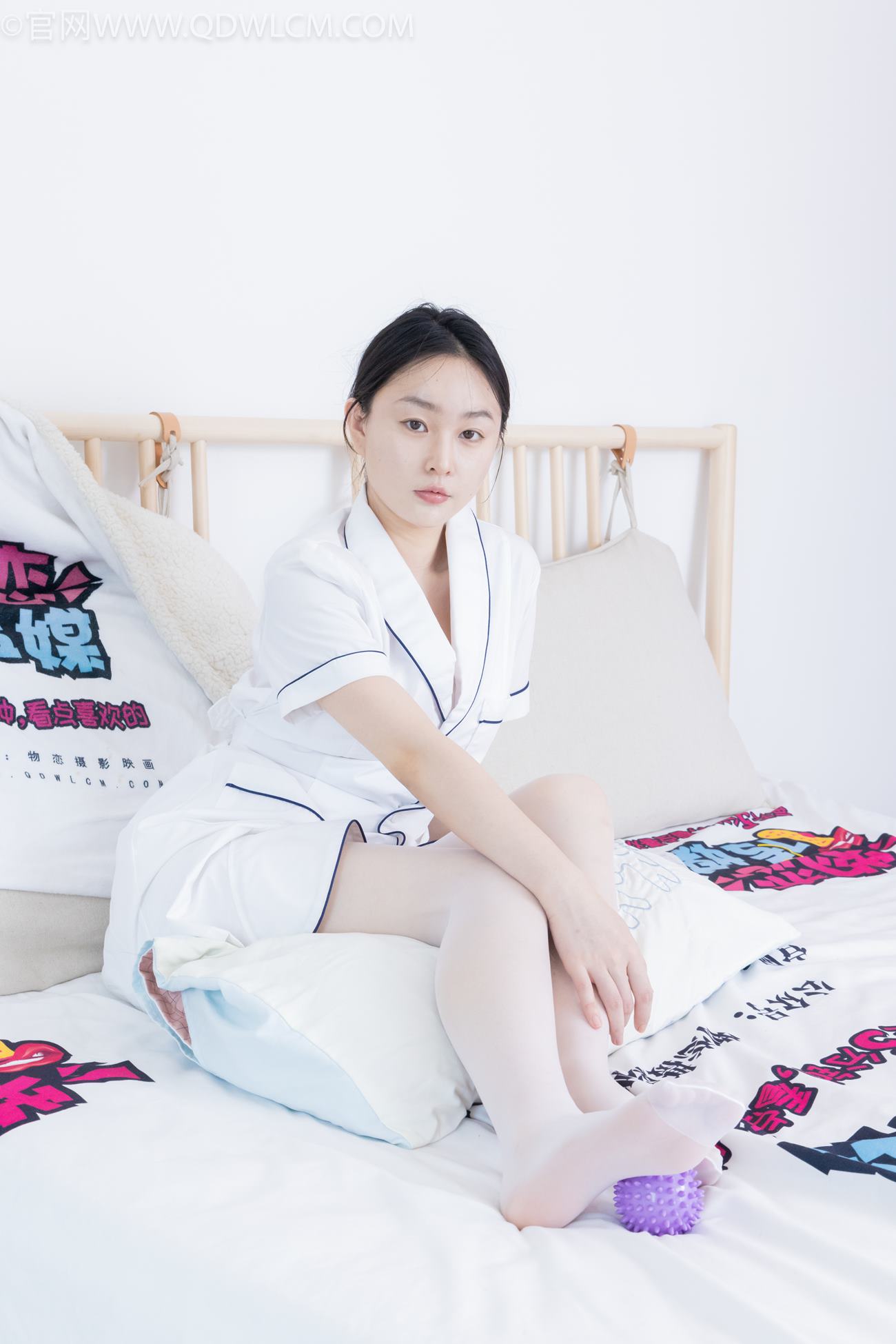 图片[1]-勿恋传媒 NO.2142 美兔-纯与白[150P/1V/4.38GB]-美图