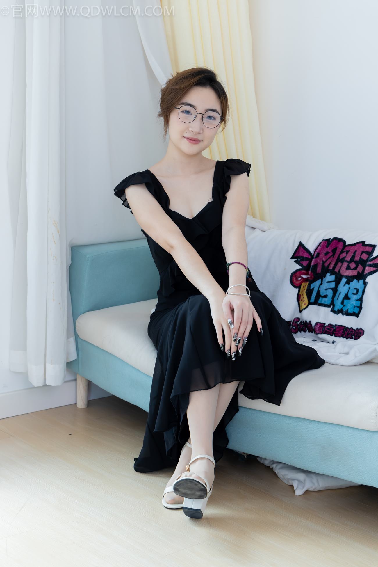 图片[3]-勿恋传媒 NO.2147 恬恬-知性优雅[156P/1V/3.79GB]-美图