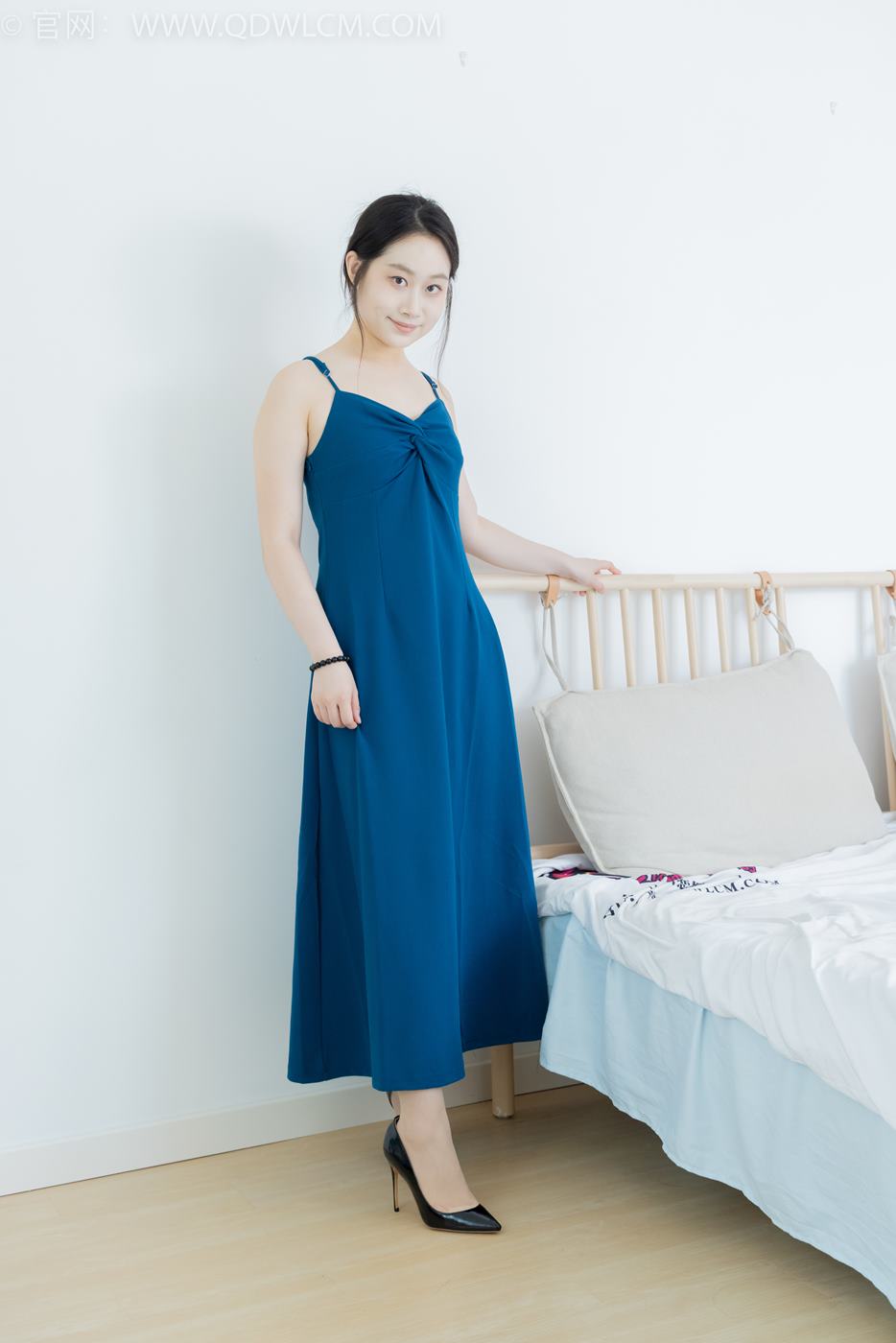 图片[2]-勿恋传媒 NO.2095 小新-世界的色彩[150P/1V/4.28GB]-美图