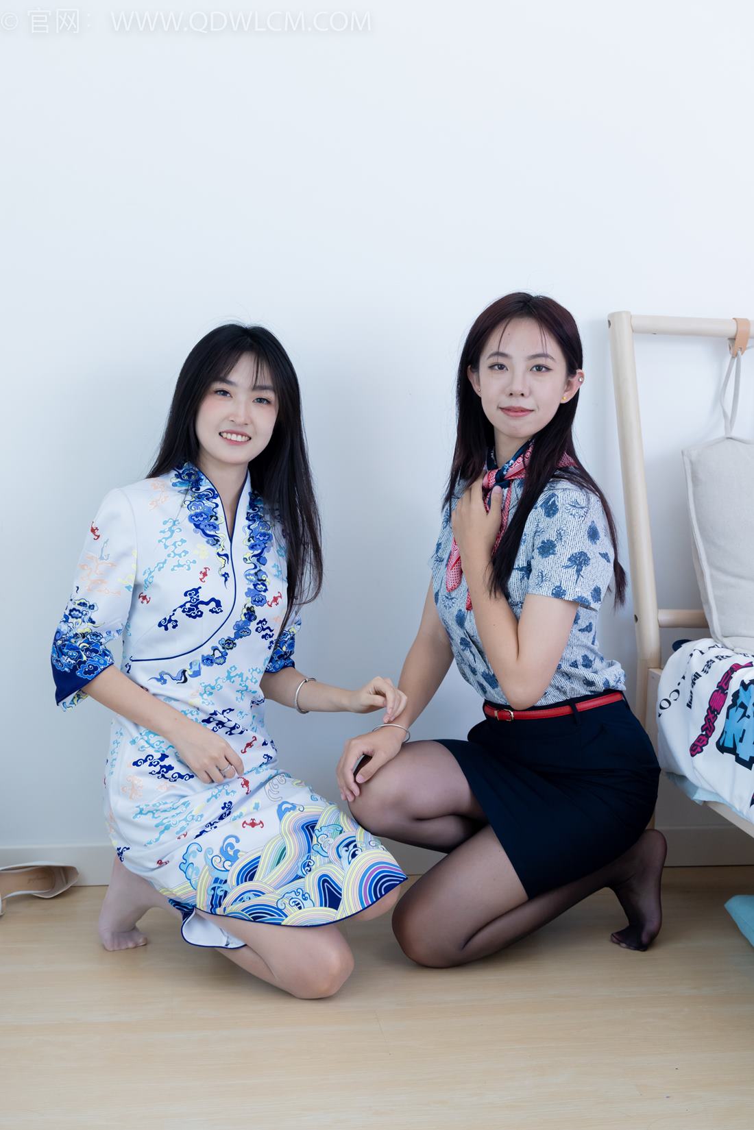 图片[1]-勿恋传媒 NO.2098 椰子&嘉木-姐妹花[150P/1V/5.60GB]-美图