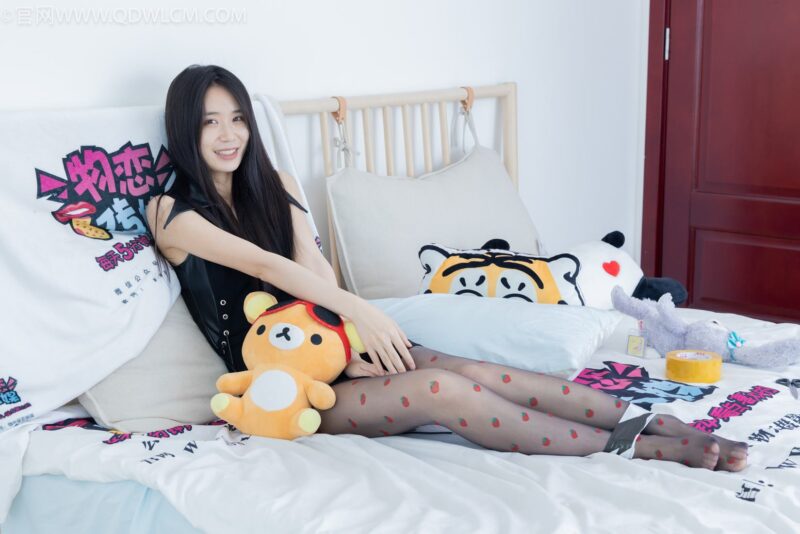 勿恋传媒 NO.2100 菜菜-午夜[154P/1V/4.29GB]-美图