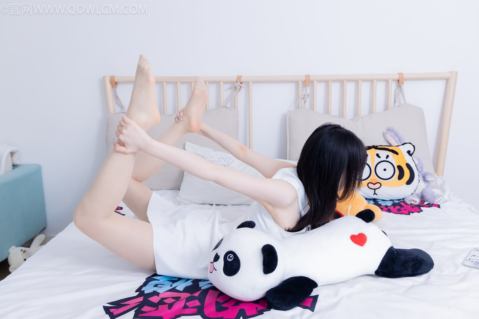 图片[4]-勿恋传媒 NO.2103 小酒-优雅不过时[151P/1V/4.77GB]-美图