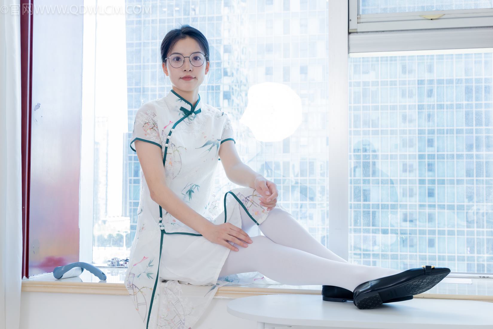 图片[3]-勿恋传媒 NO.2107 茯苓-秋夜凉[154P/1V/3.90GB]-美图