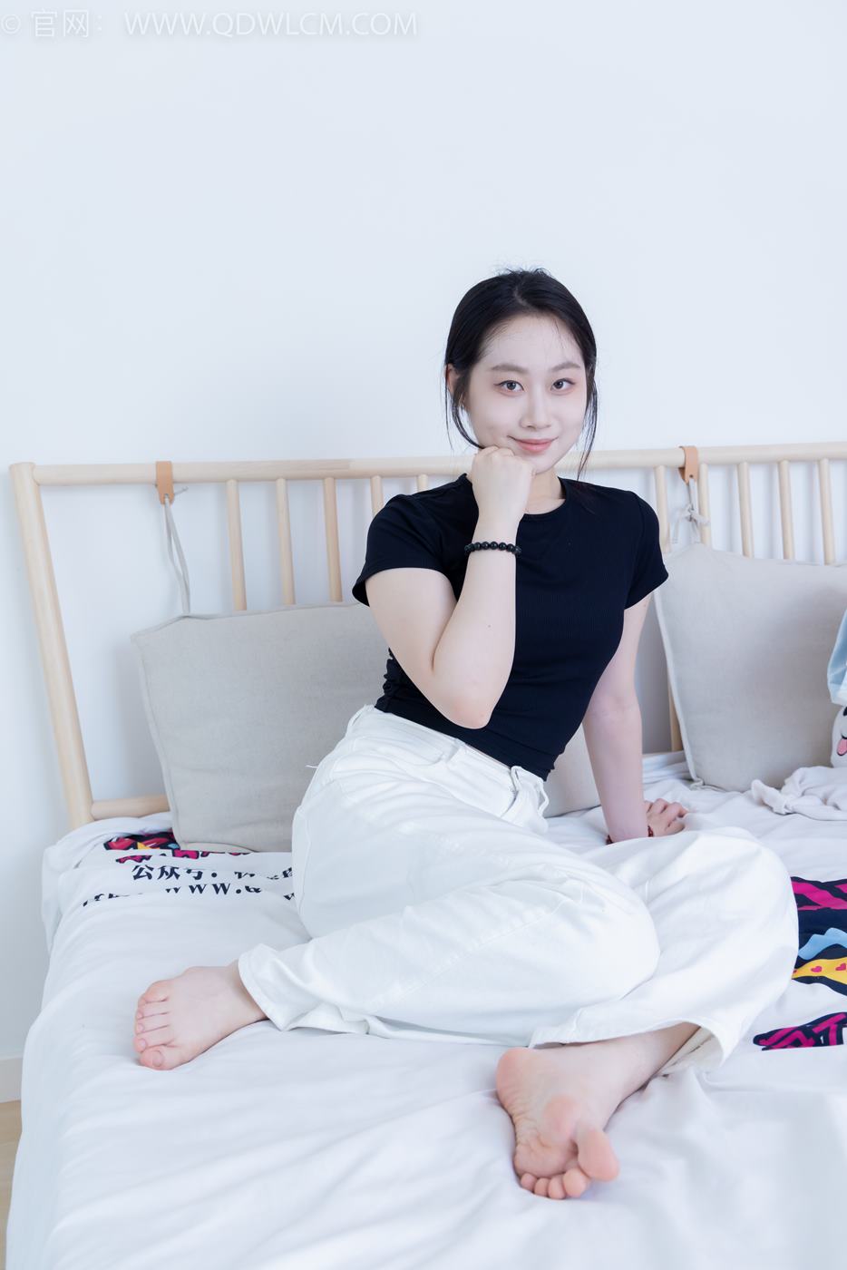 图片[1]-勿恋传媒 NO.2086 小新-宁静的海[160P/1V/3.52GB]-美图