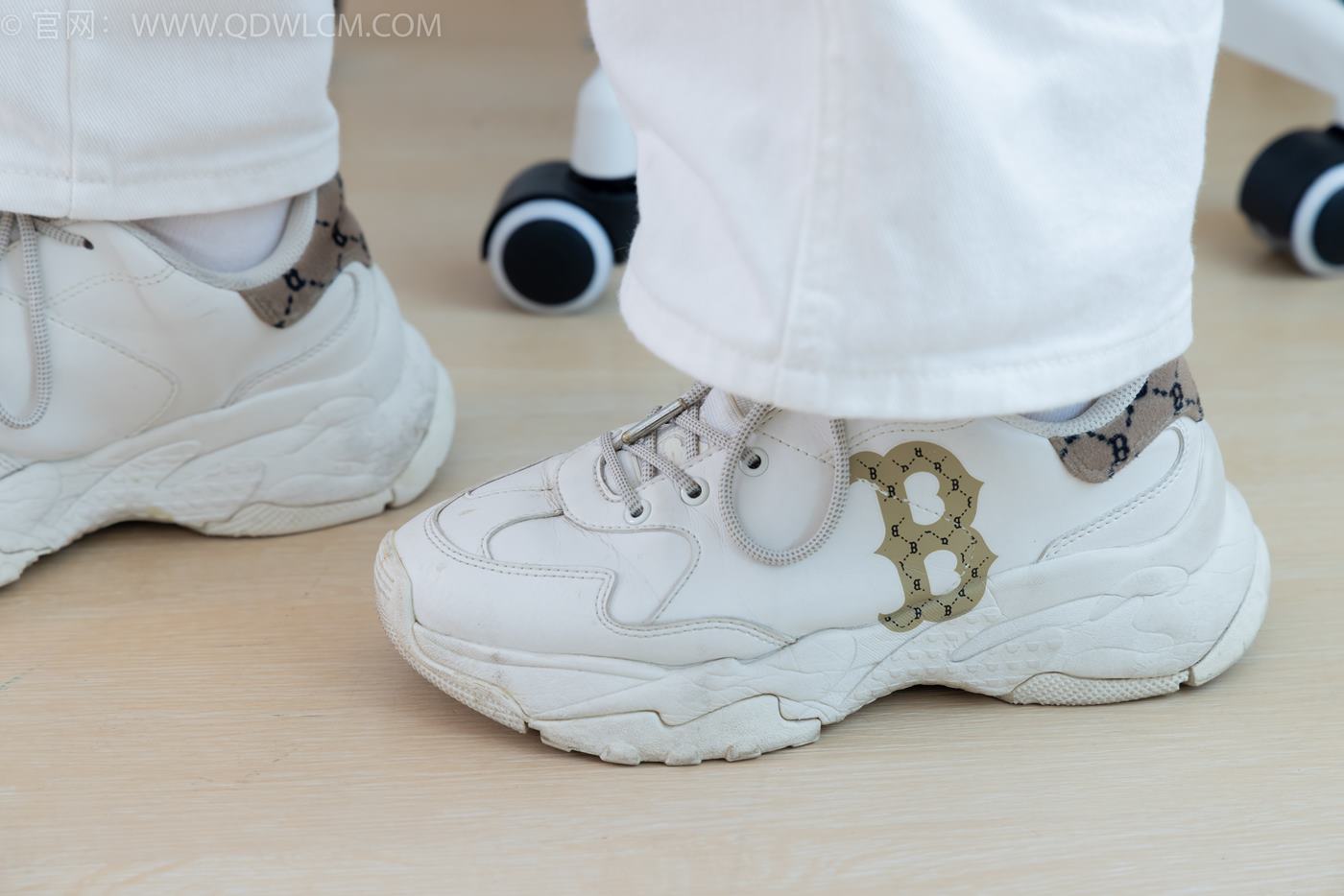 图片[3]-勿恋传媒 NO.2086 小新-宁静的海[160P/1V/3.52GB]-美图