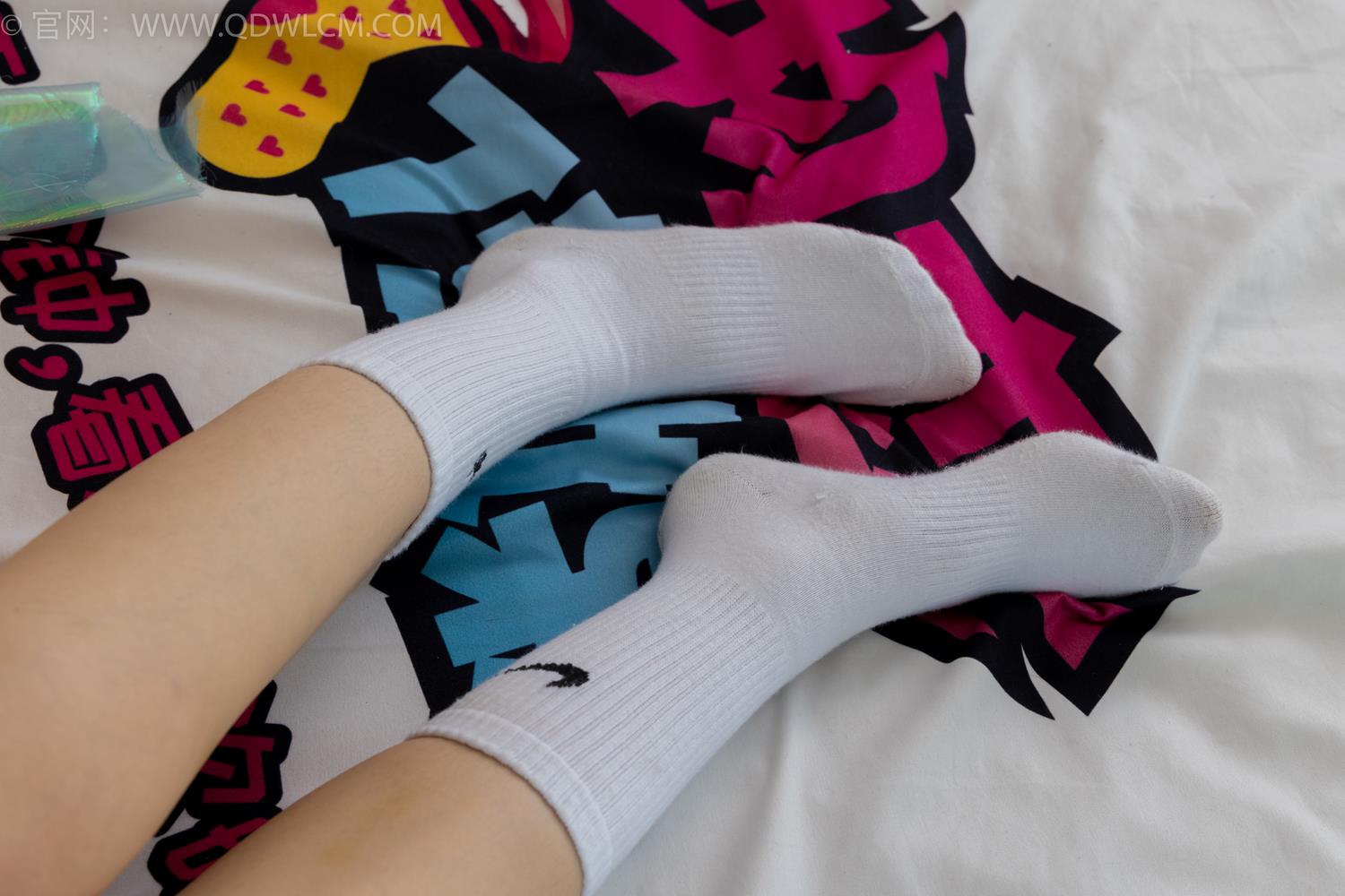 图片[5]-勿恋传媒 NO.2050 菜菜-枫叶黄[150P/1V/4.50GB]-美图