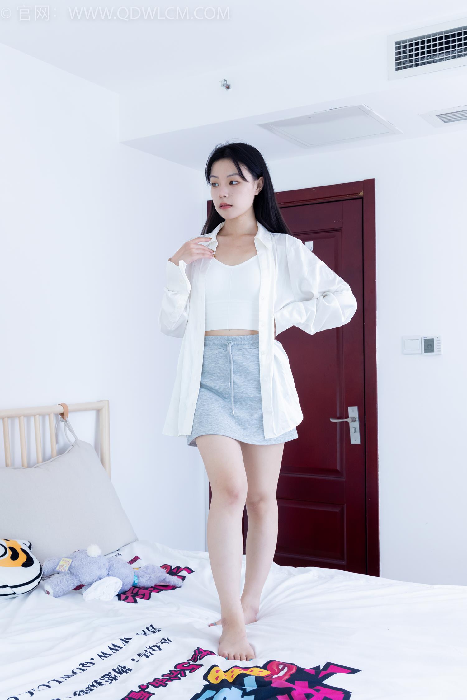 图片[1]-勿恋传媒 NO.2051 舒舒-一地白雪[150P/1V/3.95GB]-美图