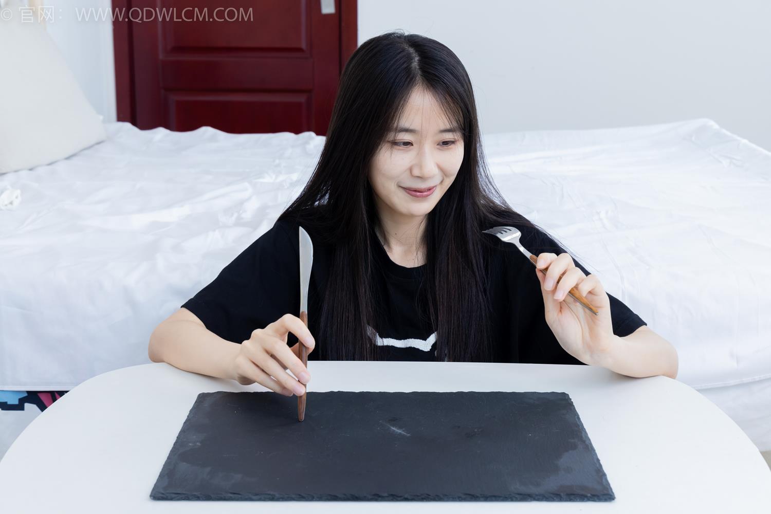 图片[4]-勿恋传媒 NO.2062 菜菜-侧脸很美[220P/1V/6.19GB]-美图