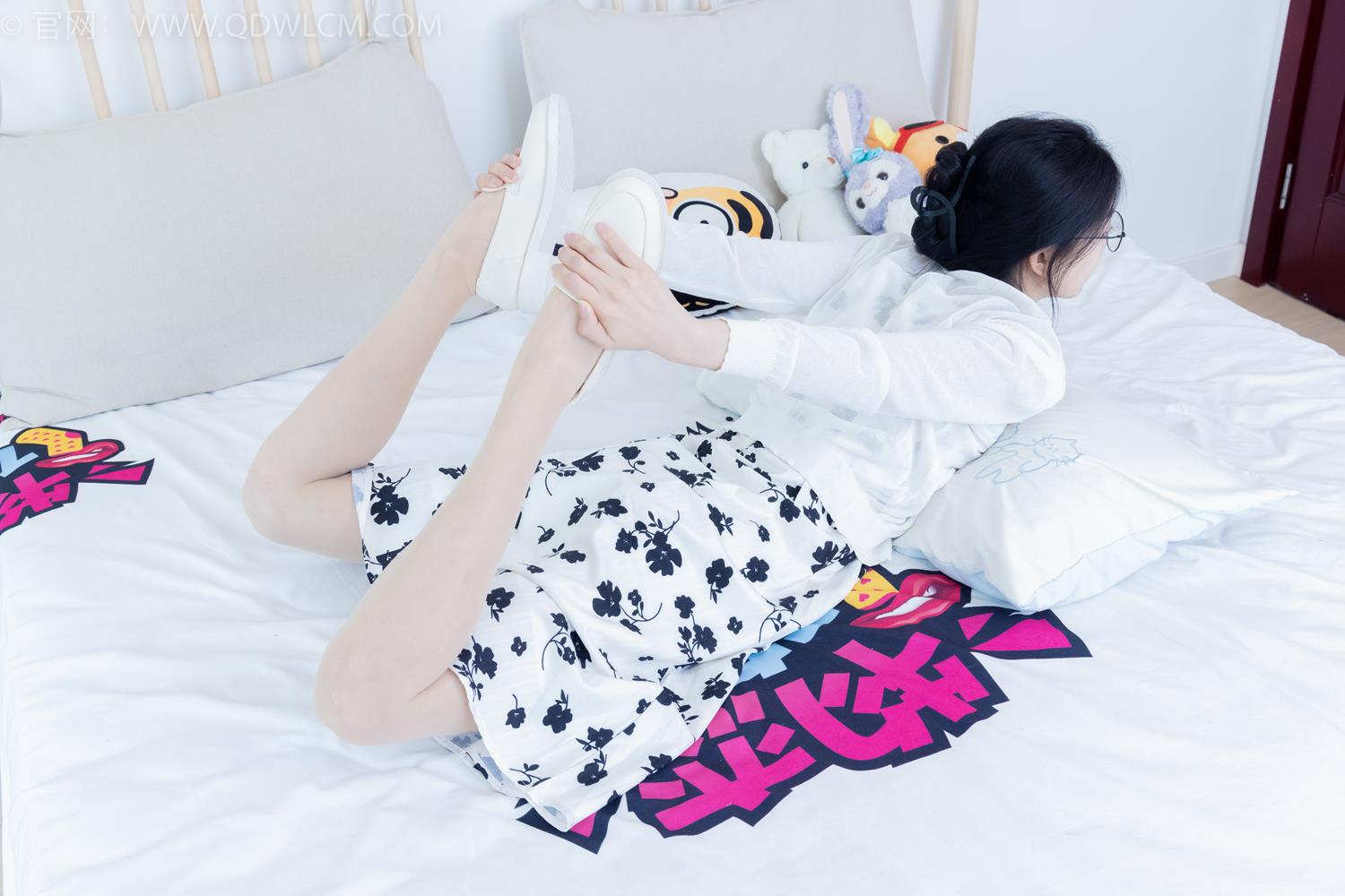 图片[4]-勿恋传媒 NO.2063 茯苓-有你的季节[150P/1V/4.35GB]-美图