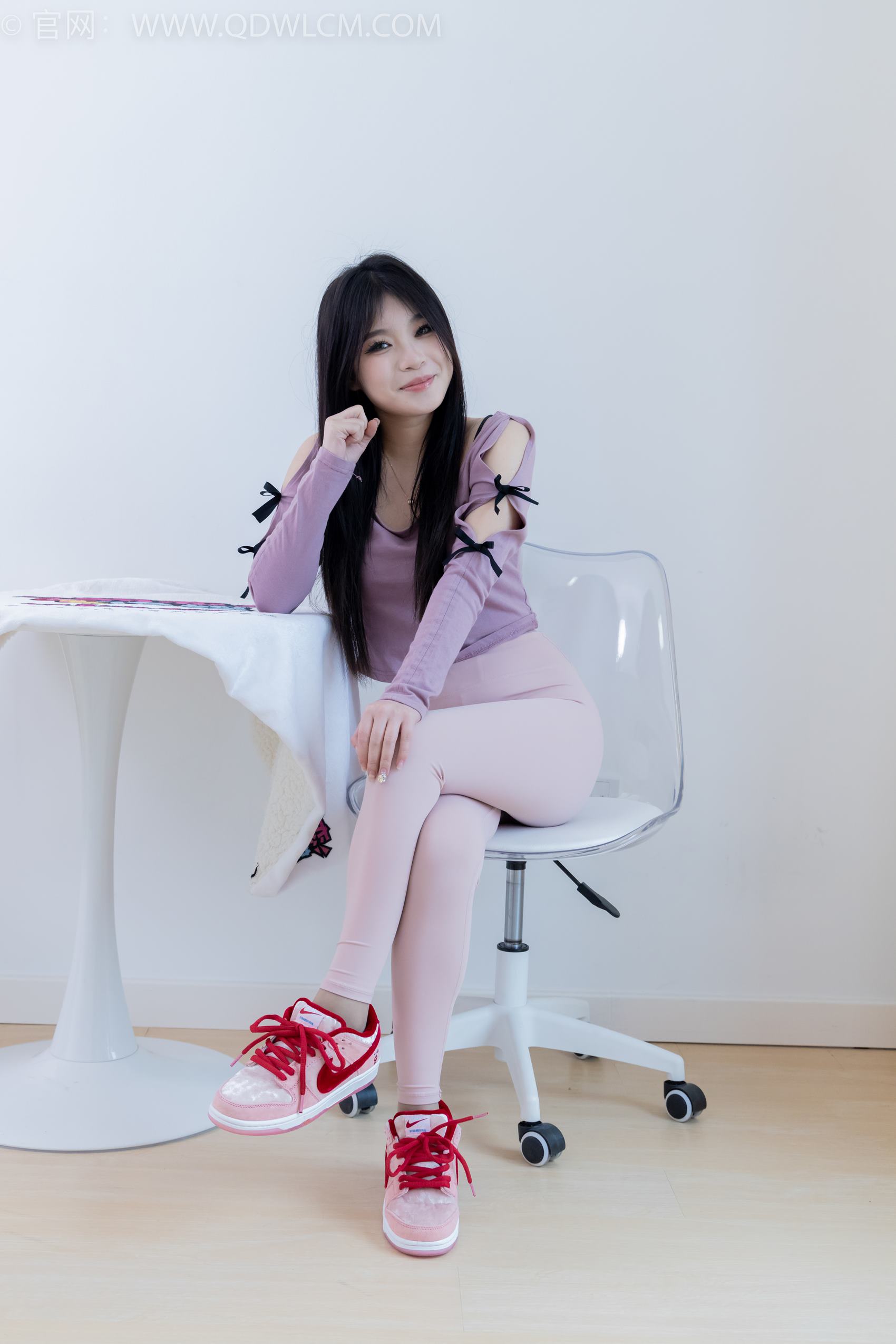 图片[2]-勿恋传媒 NO.1993 闪闪-水的形状[160P/1V/3.95GB]-美图