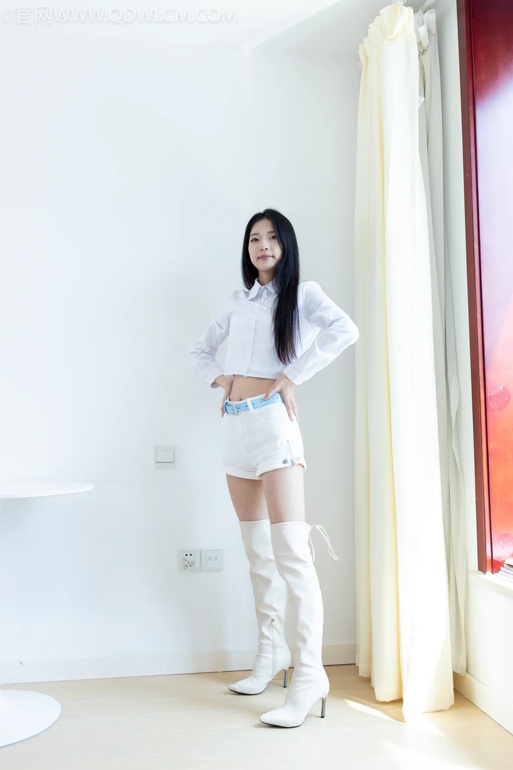 图片[2]-勿恋传媒 NO.2626 茯苓-长靴、白棉袜、裸足[181P/1V/4.19GB]-美图