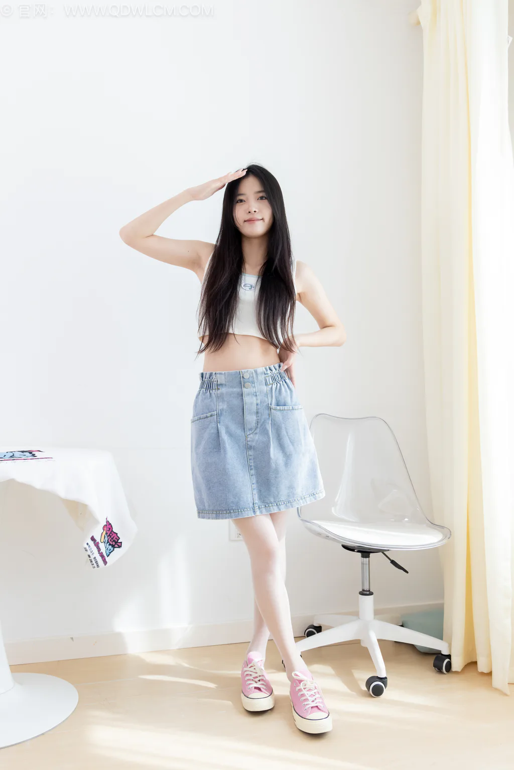 图片[2]-勿恋传媒 NO.2588 茯苓-两双帆布鞋、薄白丝[159P/1V/4.15GB]-美图