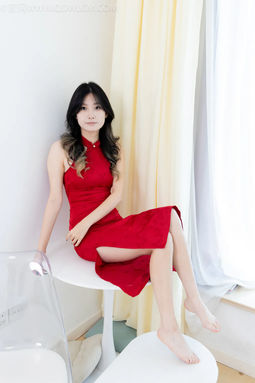 勿恋传媒 NO.2593 贝壳-旗袍、高跟鞋、裸足、白棉袜[168P/1V/5.81GB]-美图