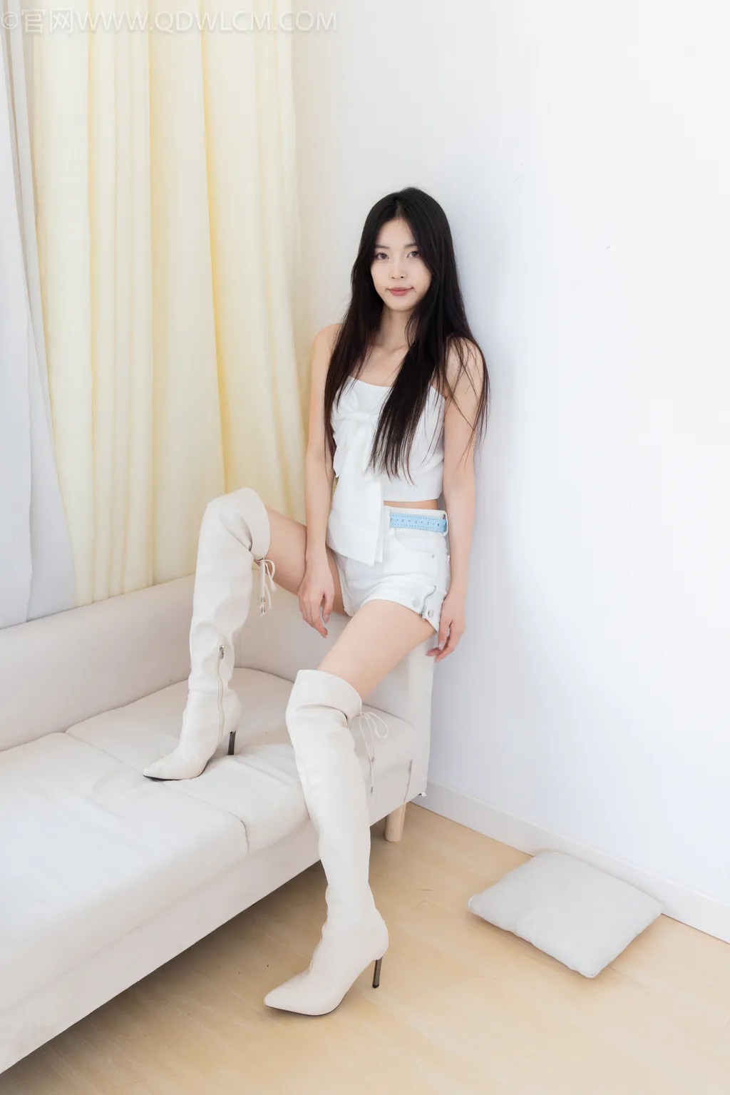 图片[4]-勿恋传媒 NO.2599 茯苓-高跟长靴、白棉袜、裸足[177P/1V/4.55GB]-美图