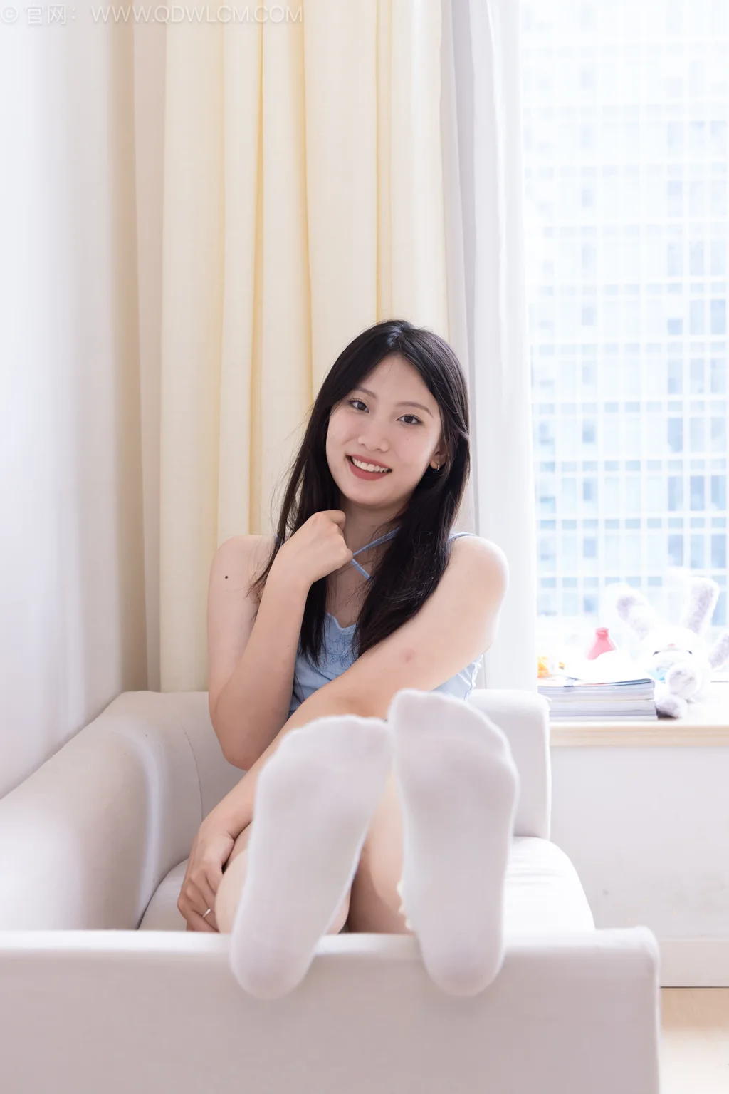 勿恋传媒 NO.2548 奶糖-高跟长靴、白棉袜、裸足[177P/1V/3.62GB]-美图