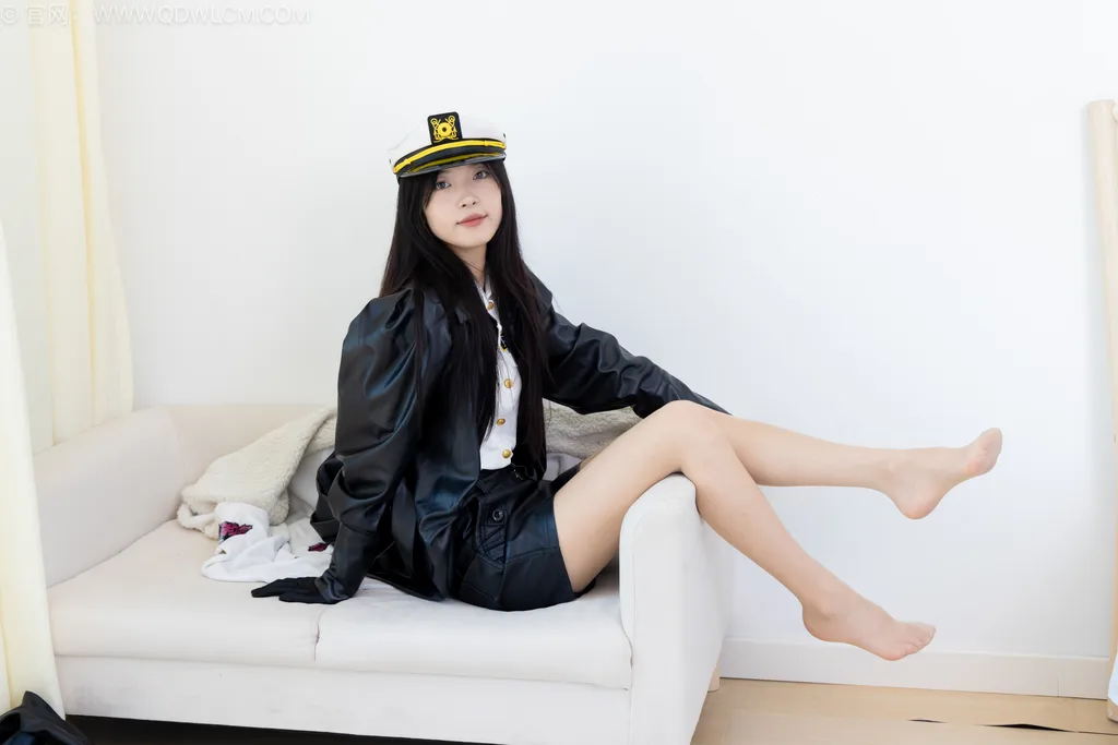 勿恋传媒 NO.2527 茯苓-高跟长靴、薄肉丝、揉脚[174P/1V/3.86GB]-美图