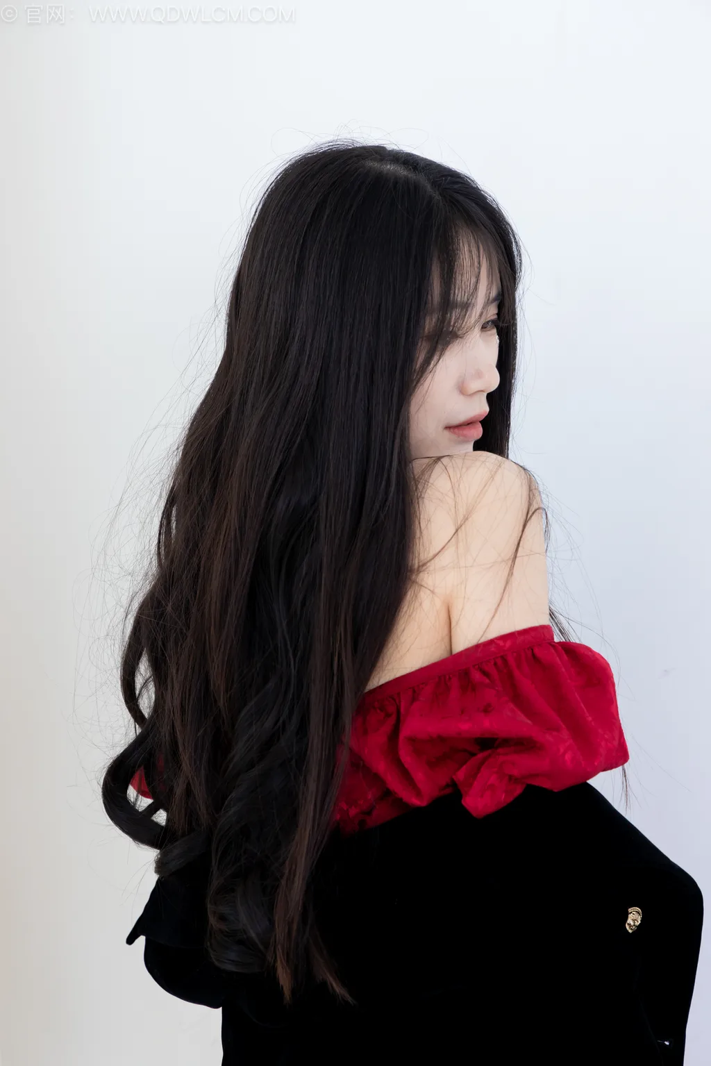 勿恋传媒 NO.2532 菜菜-平底鞋、薄灰丝[205P/1V/4.54GB]-美图